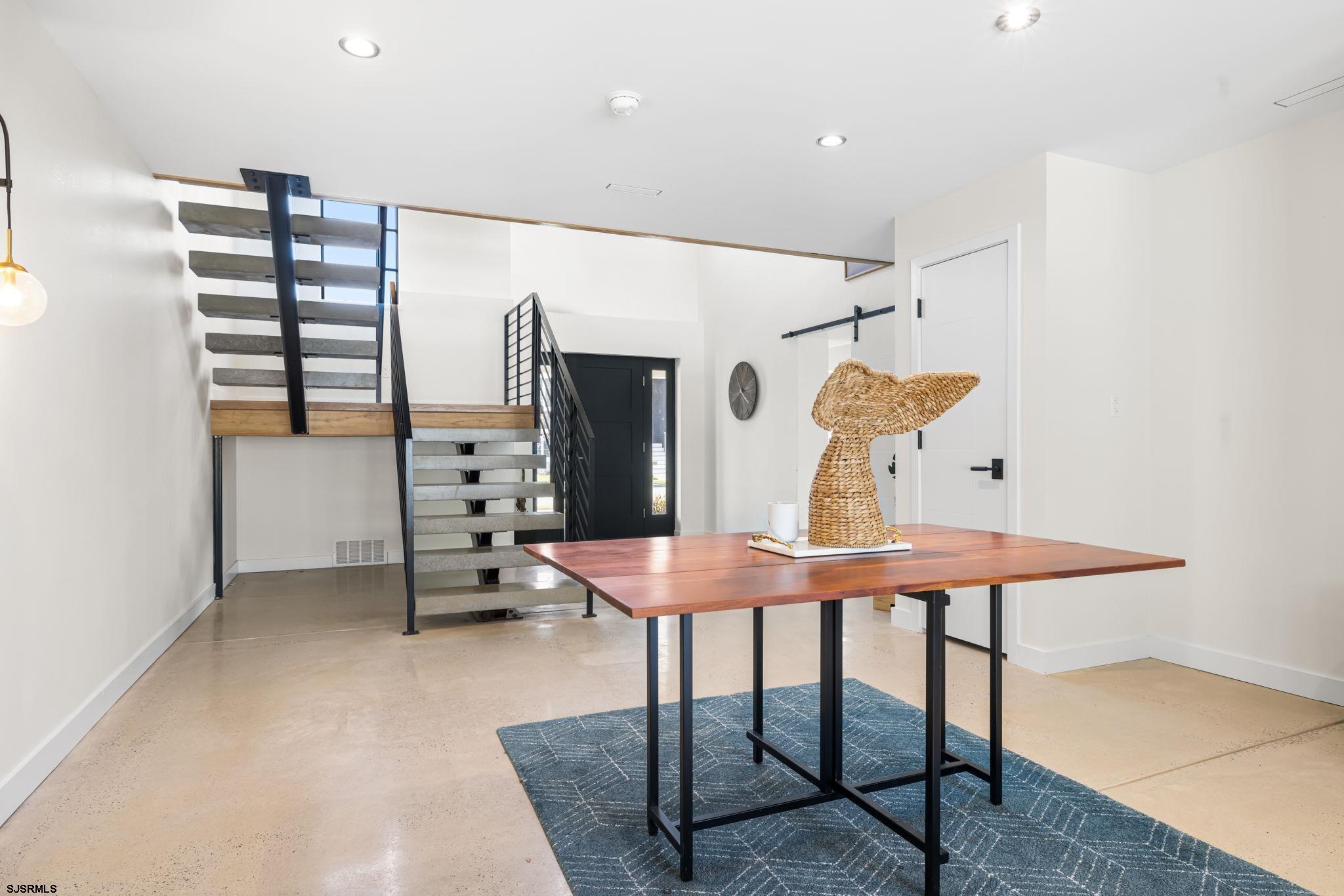 316 N Thurlow Avenue