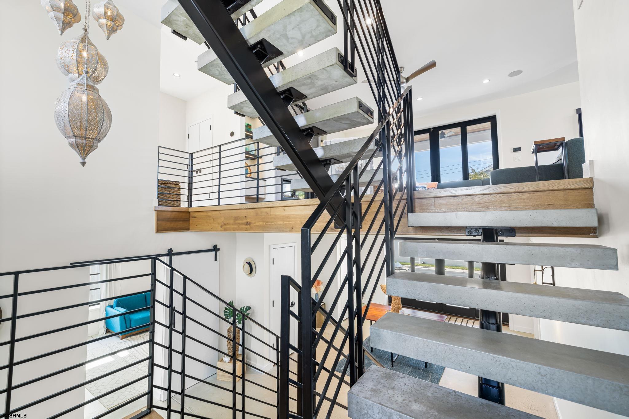 316 N Thurlow Avenue