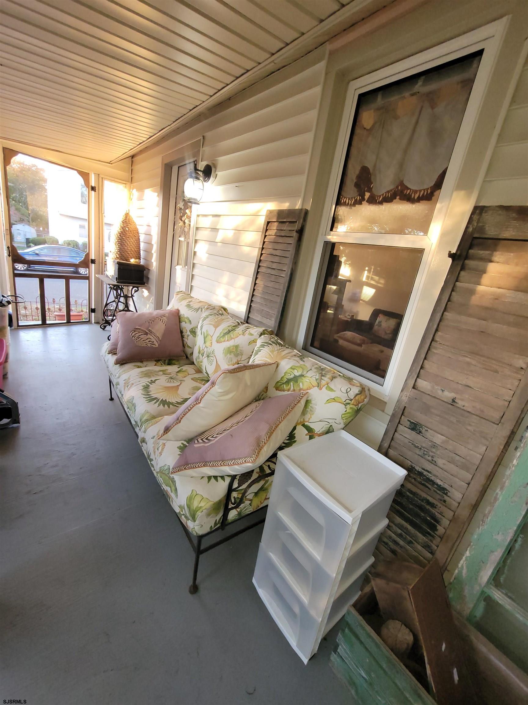 804 2nd Street - Picture 2