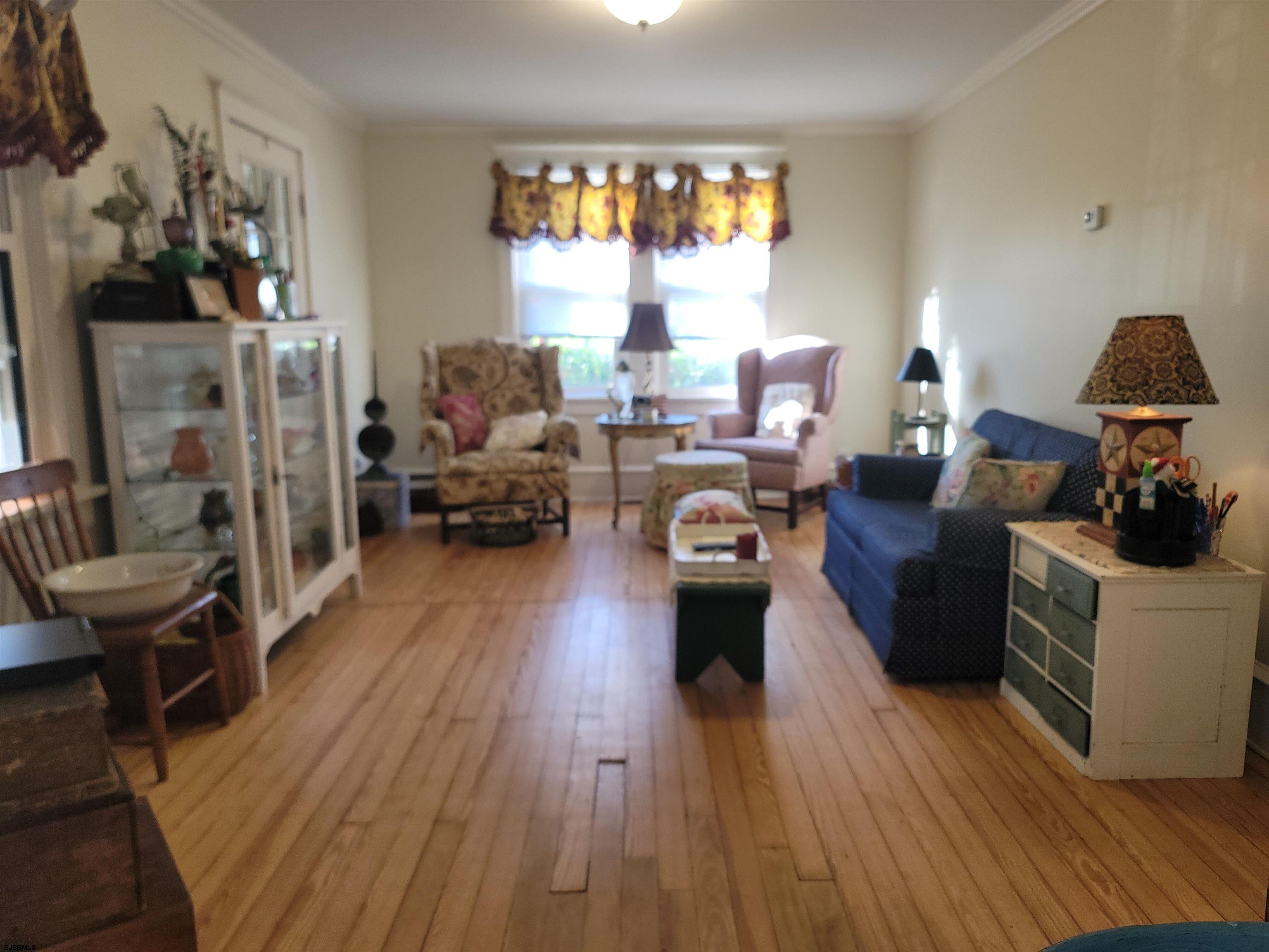 804 2nd Street - Picture 4