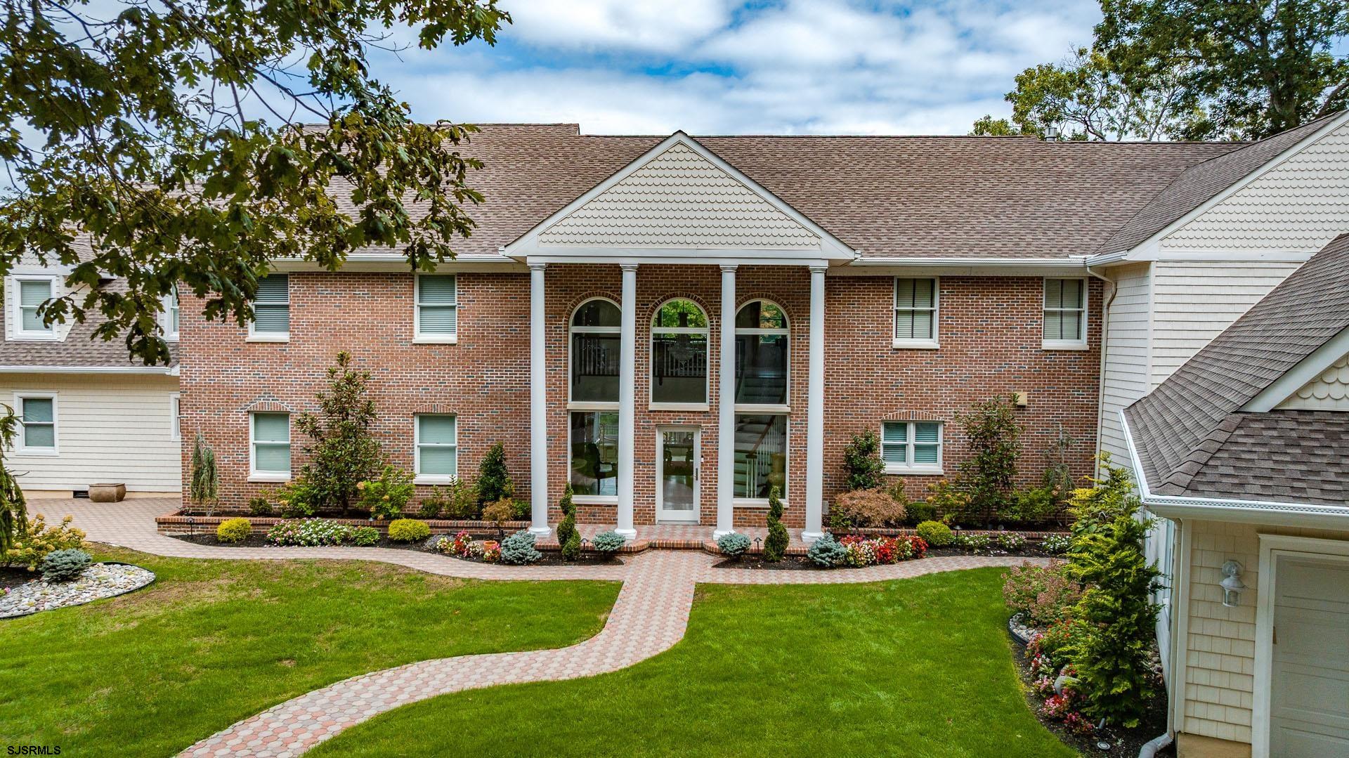 4 Princeton Ln - Picture 2