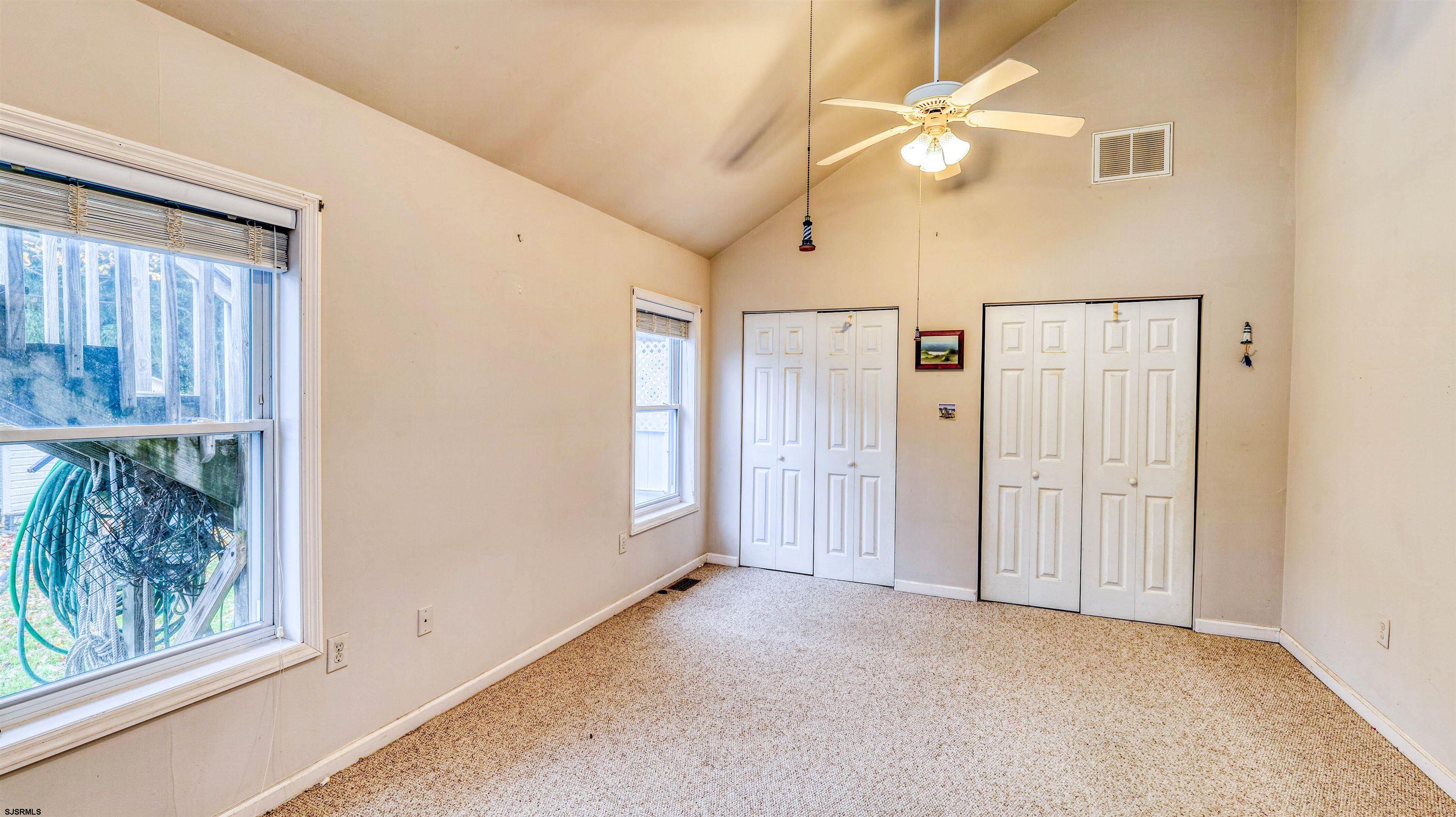 118 E Wilmont Avenue