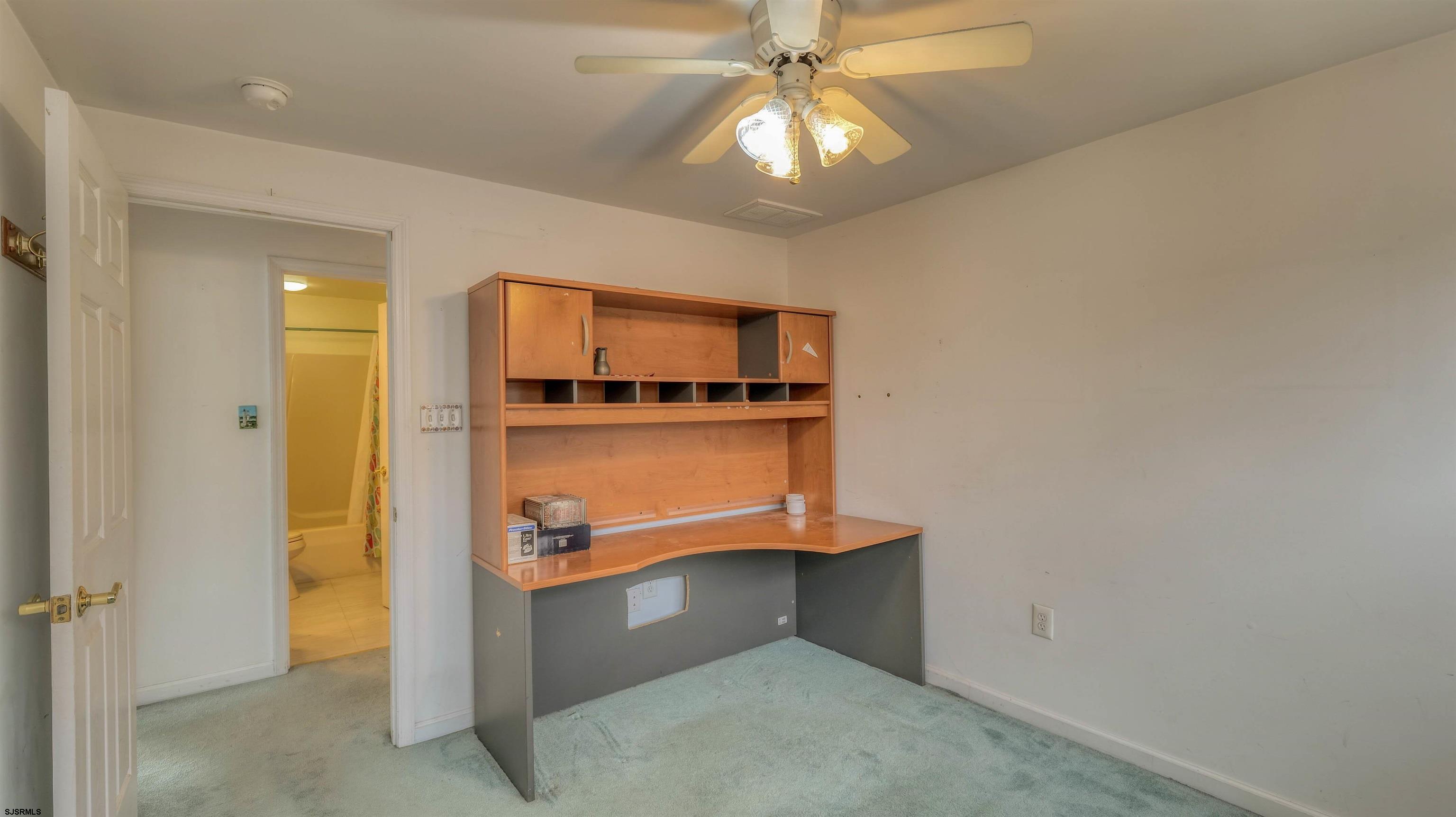 118 E Wilmont Avenue