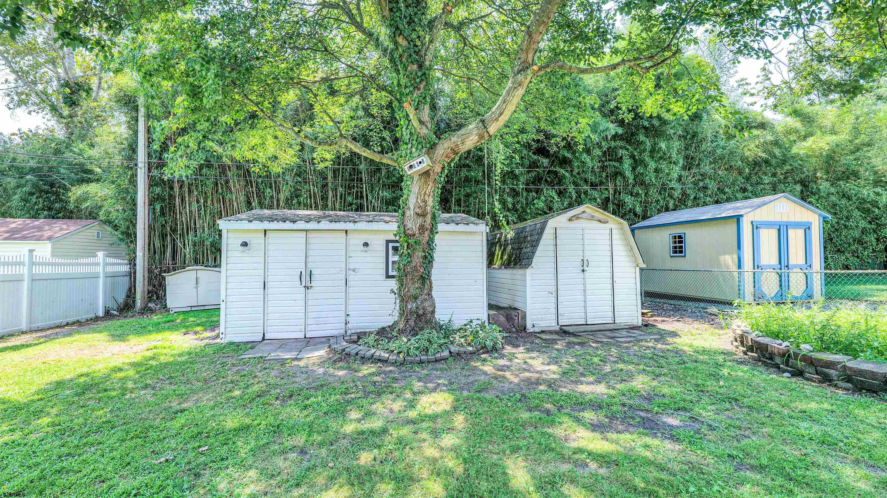 118 E Wilmont Avenue