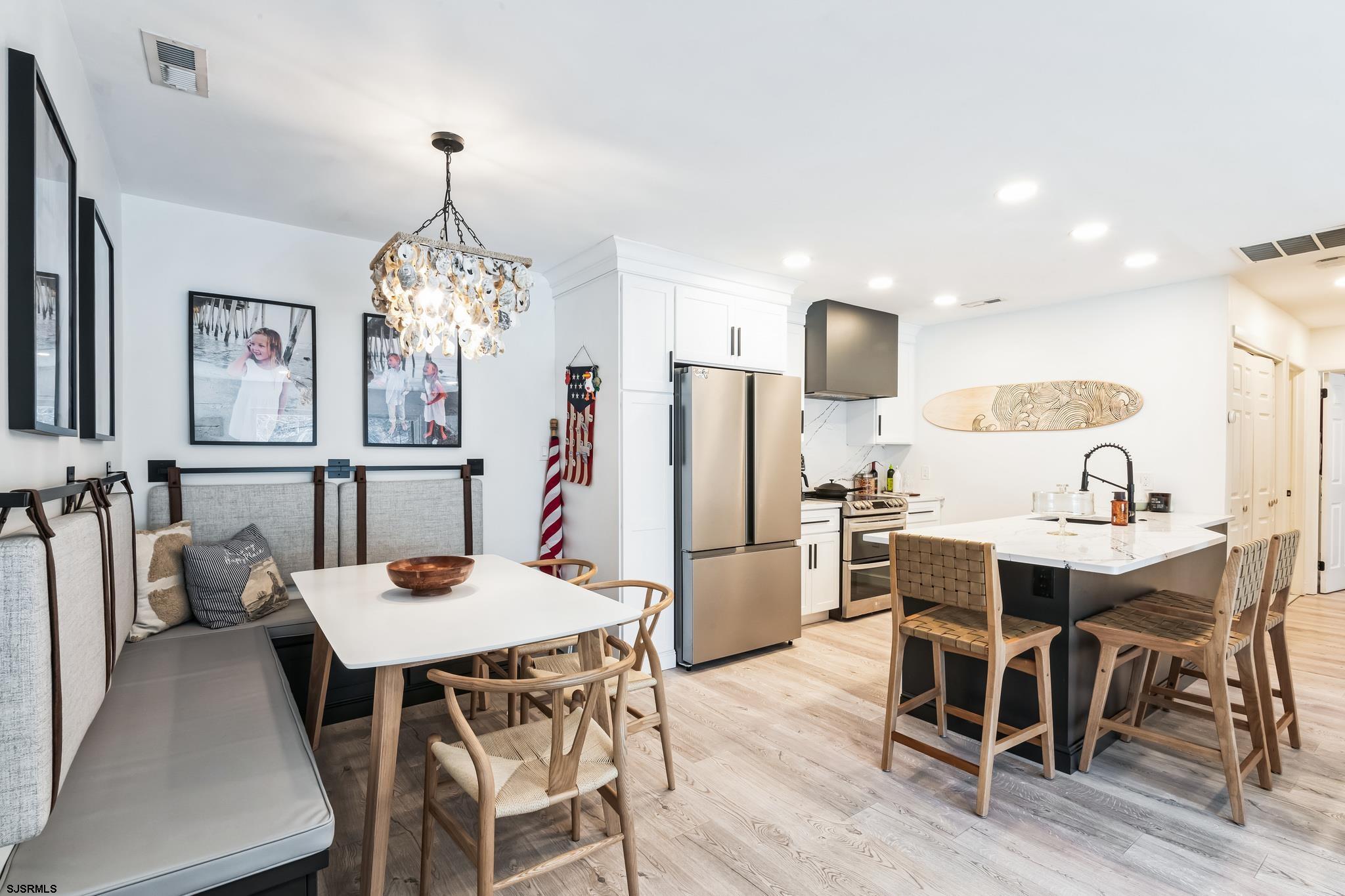 308 Harbour Cv - Picture 4