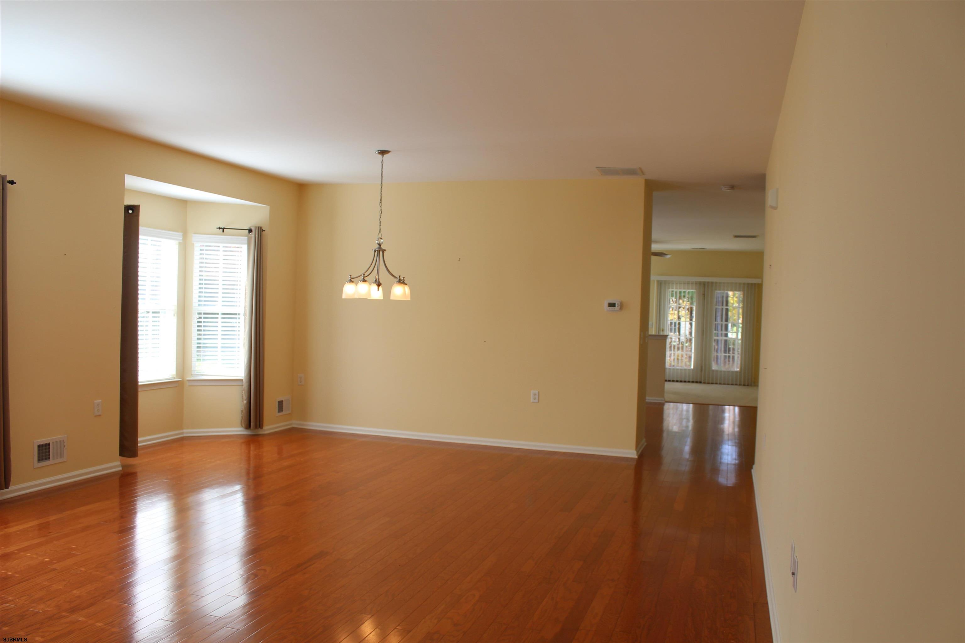 39 POPPY Road - Picture 2