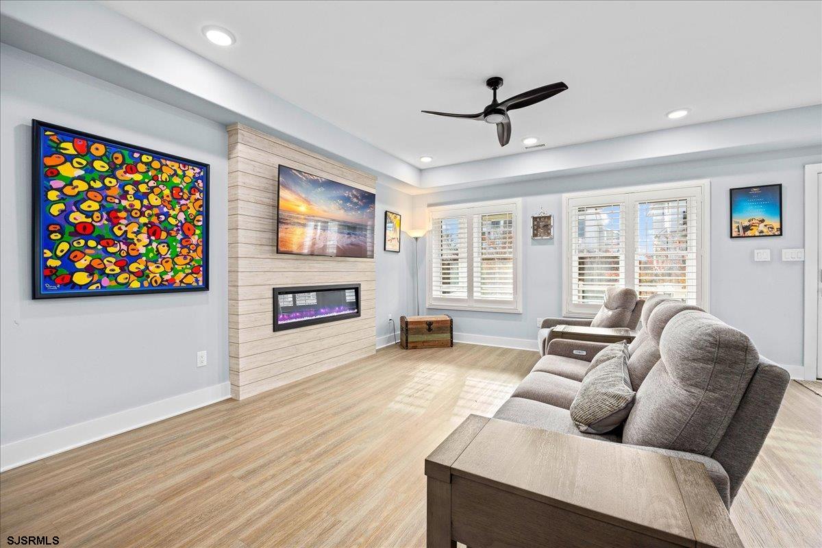 209 N Osborne Avenue