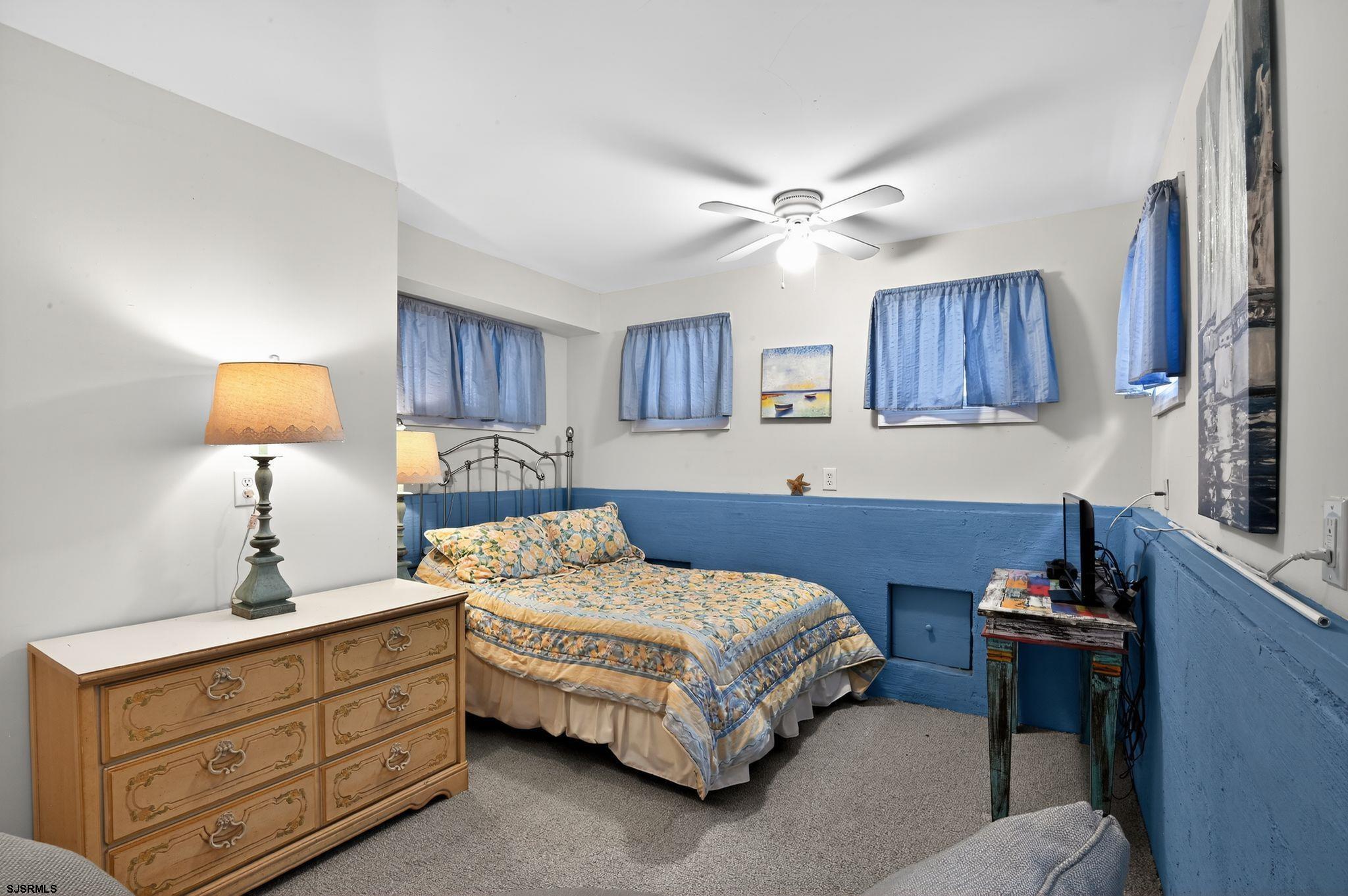 511 16th St. - Picture 4