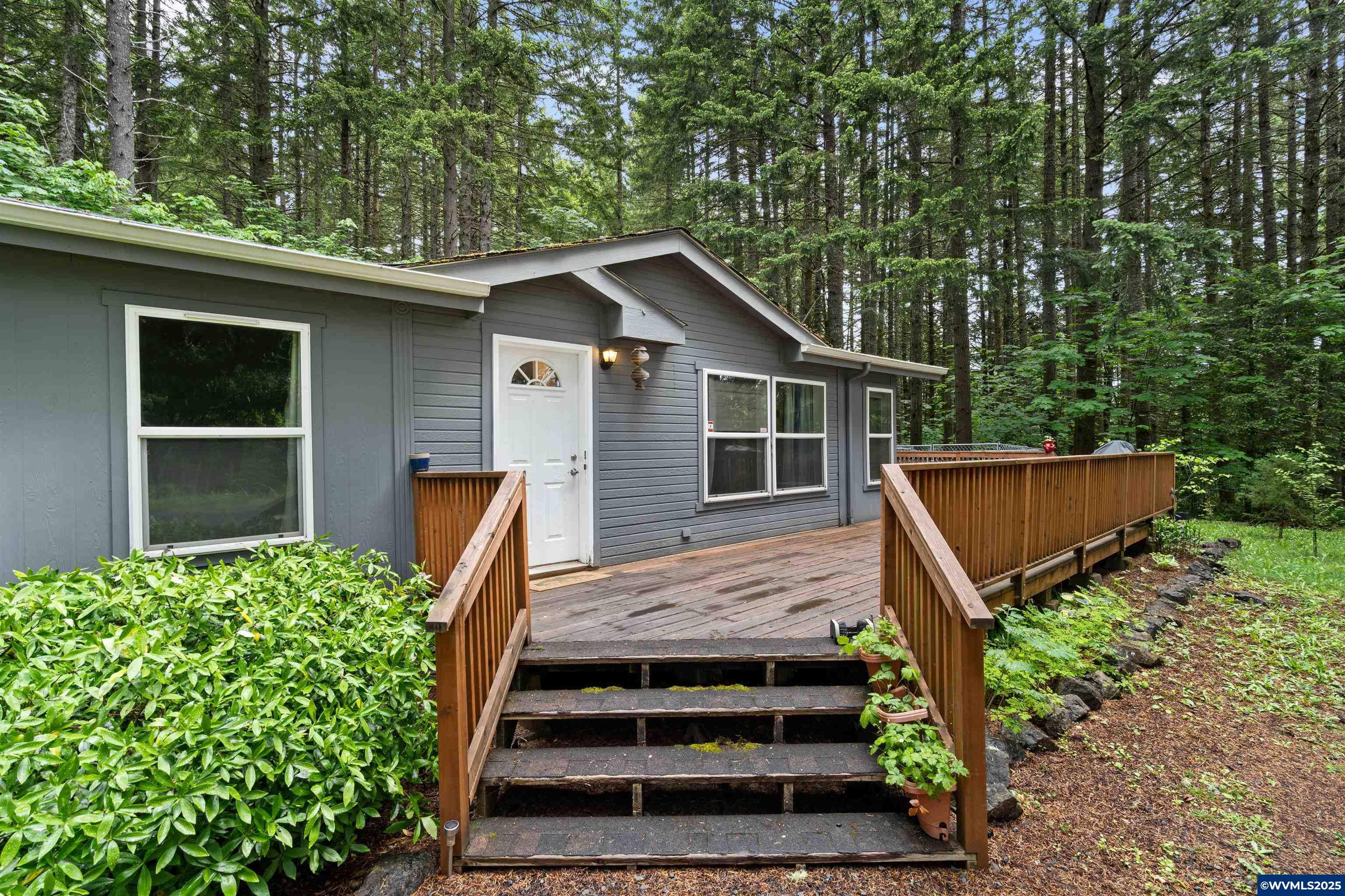 439 Chamberlain Rd
