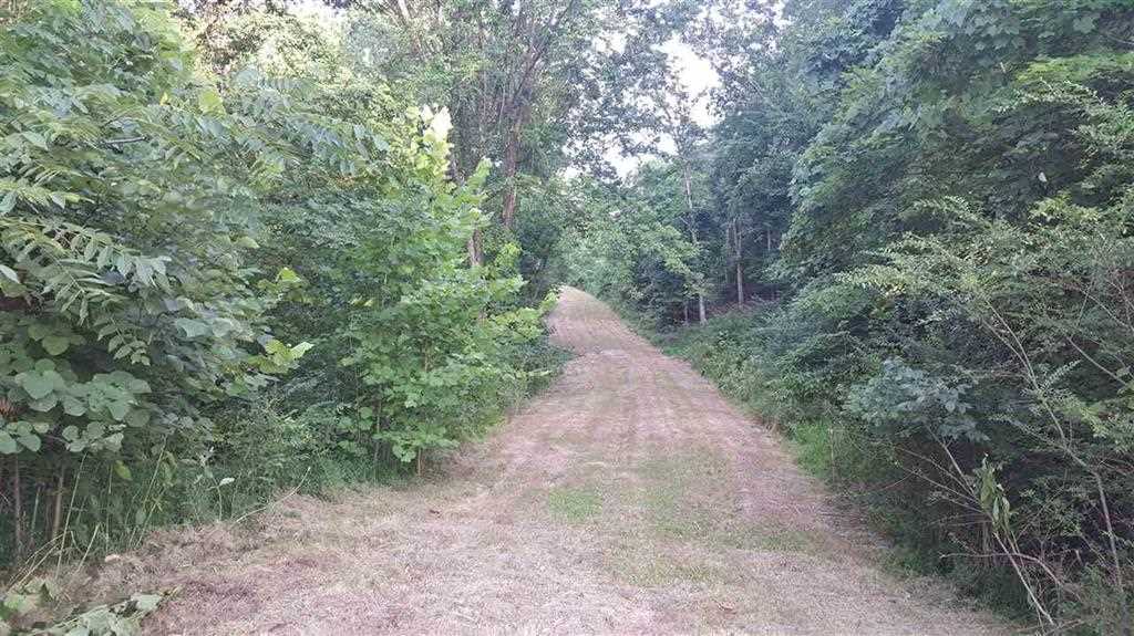 SKYLINE ACRES