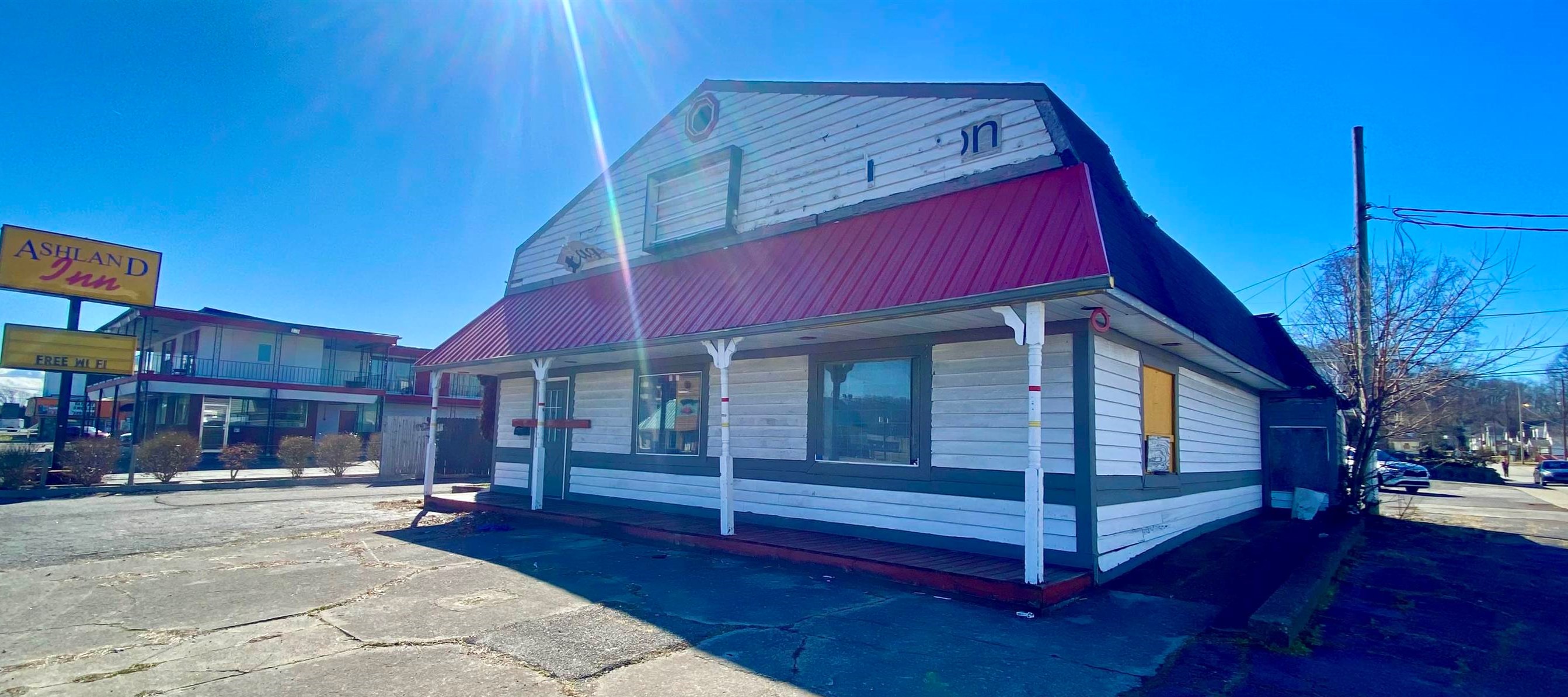3000 Winchester Avenue