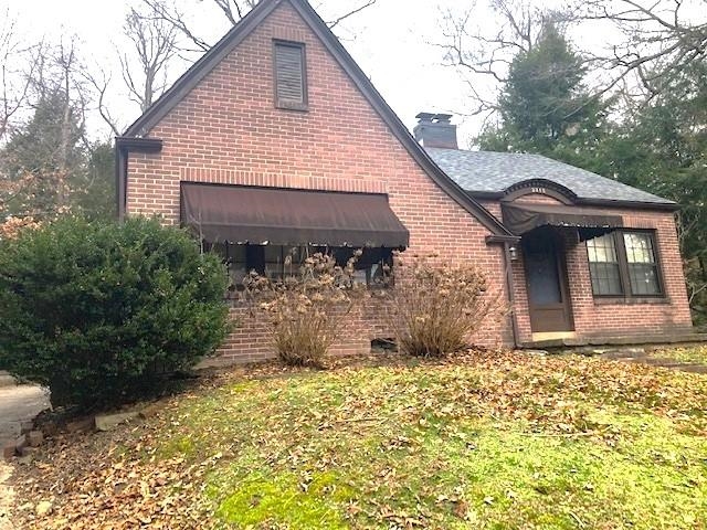 2315 Woodland Avenue