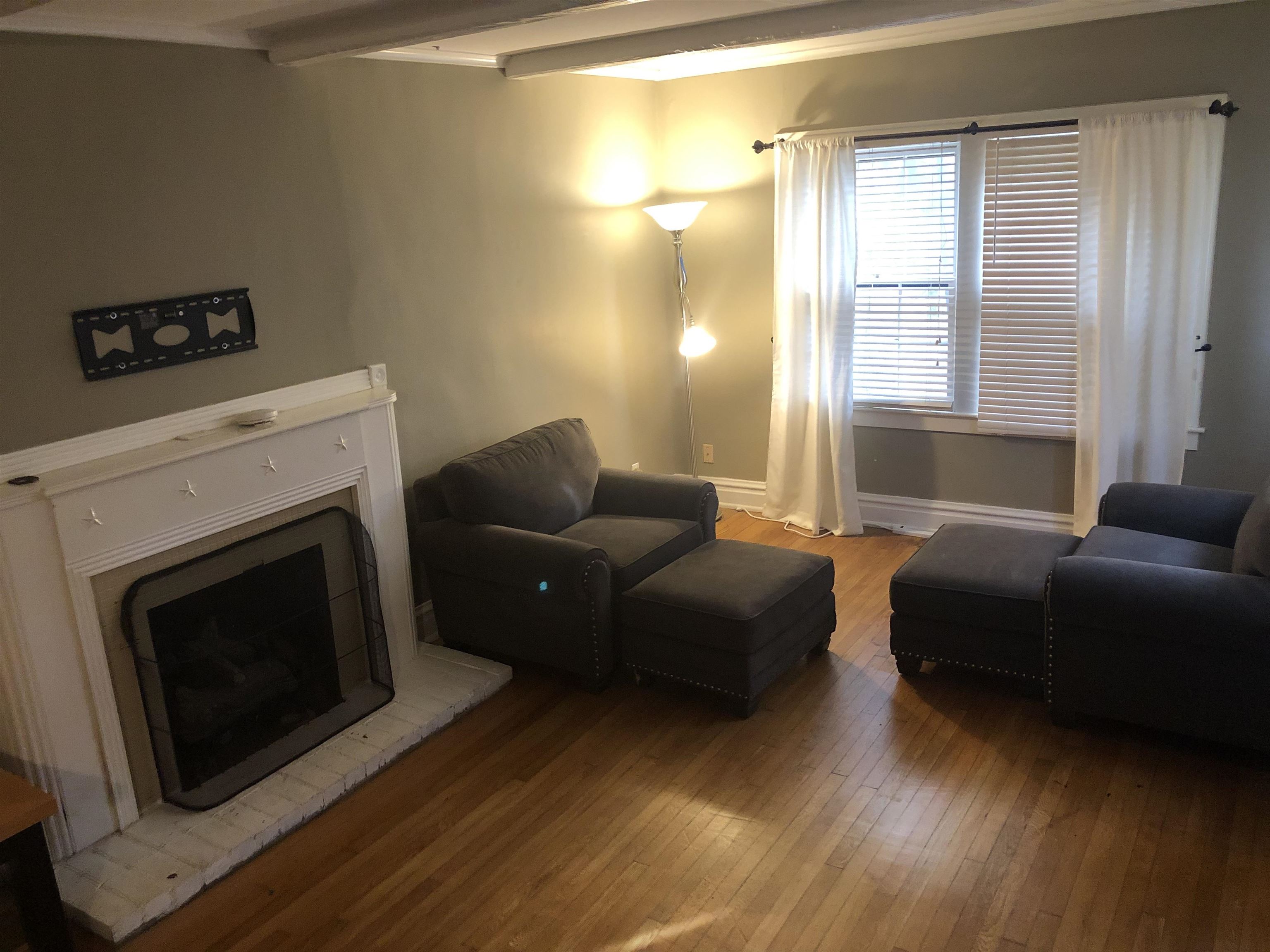 2315 Woodland Avenue