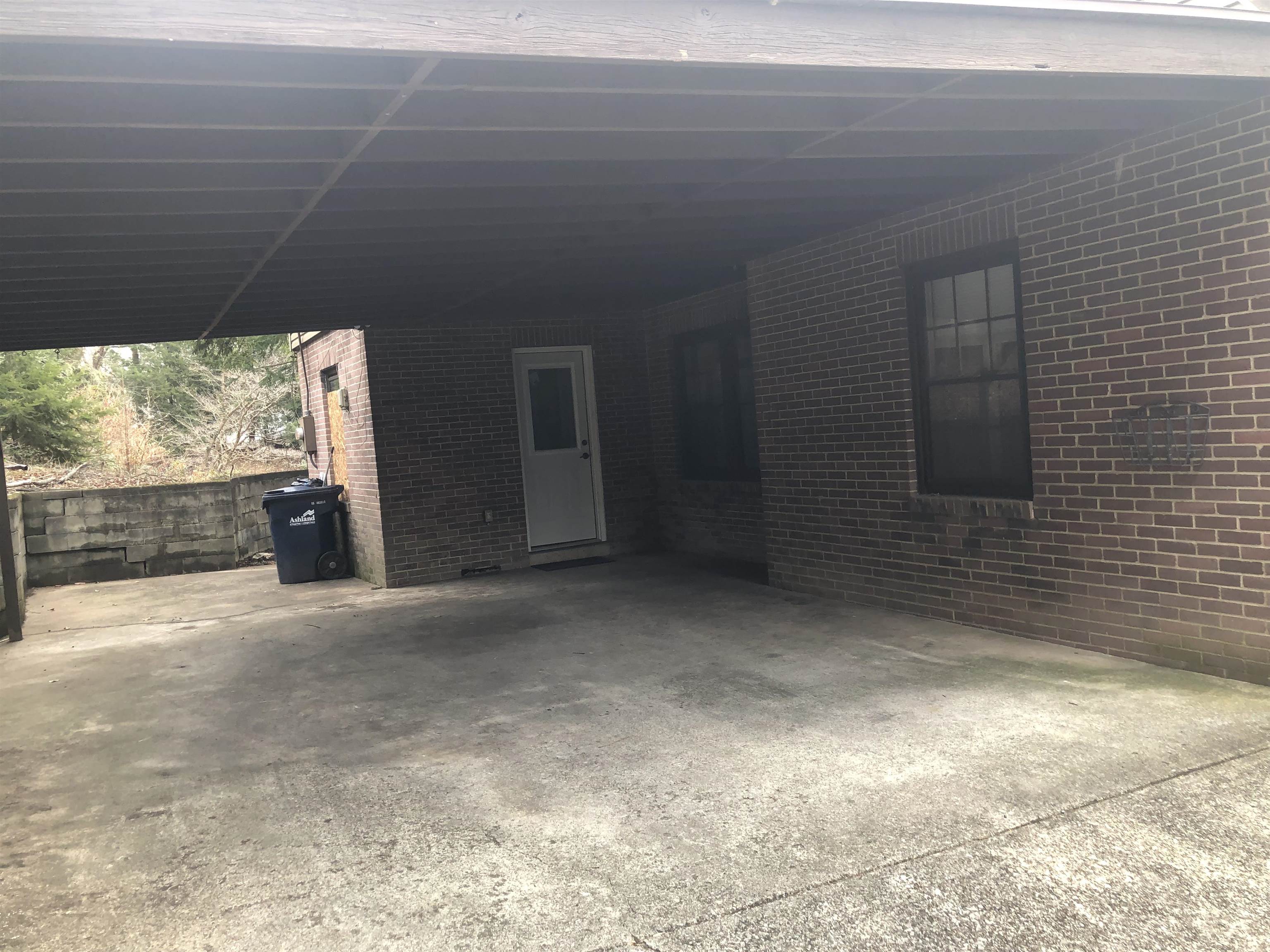 2315 Woodland Avenue