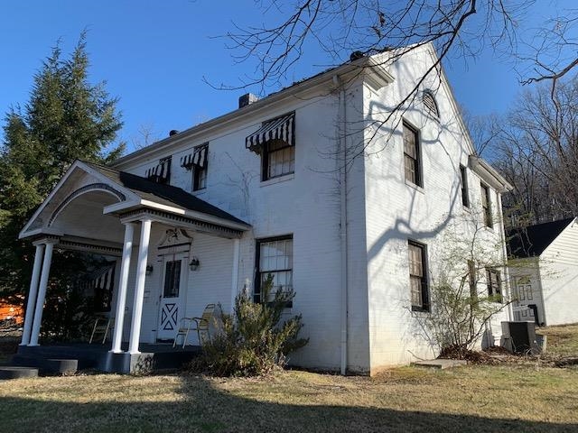 2525 Forest Avenue