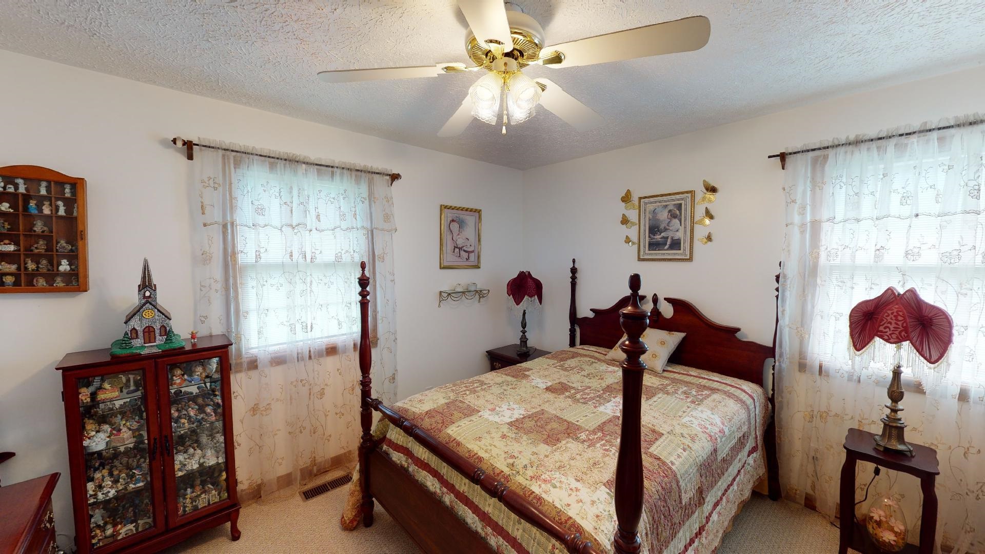 1128 E Midland Trail