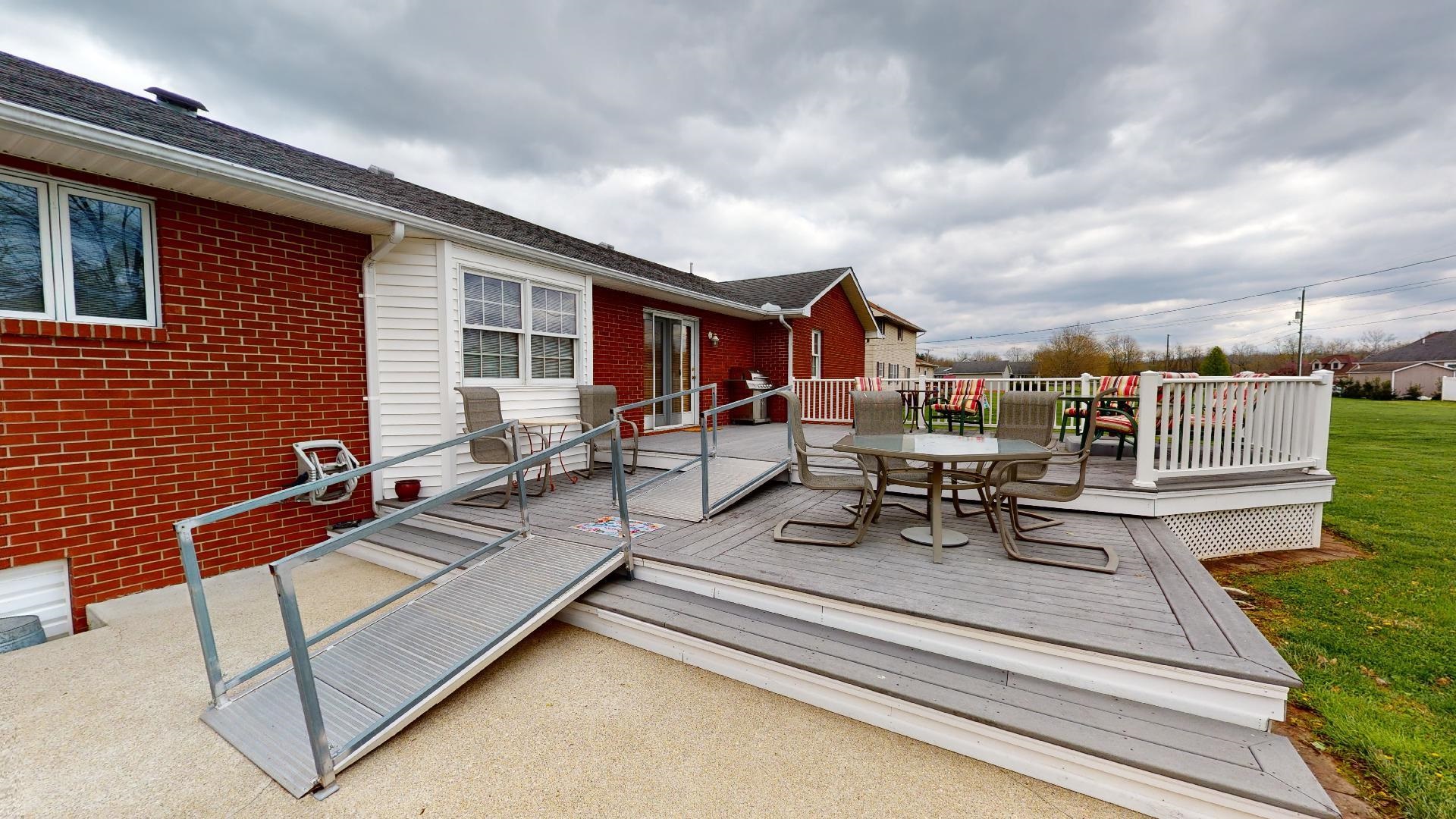 1128 E Midland Trail