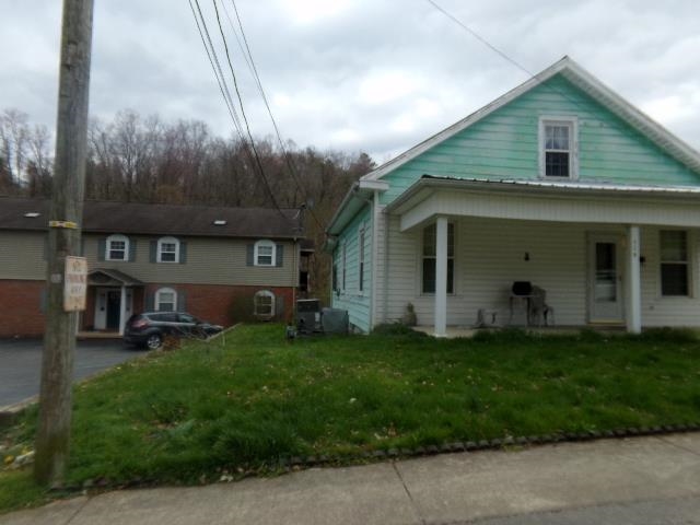 615 Holcomb