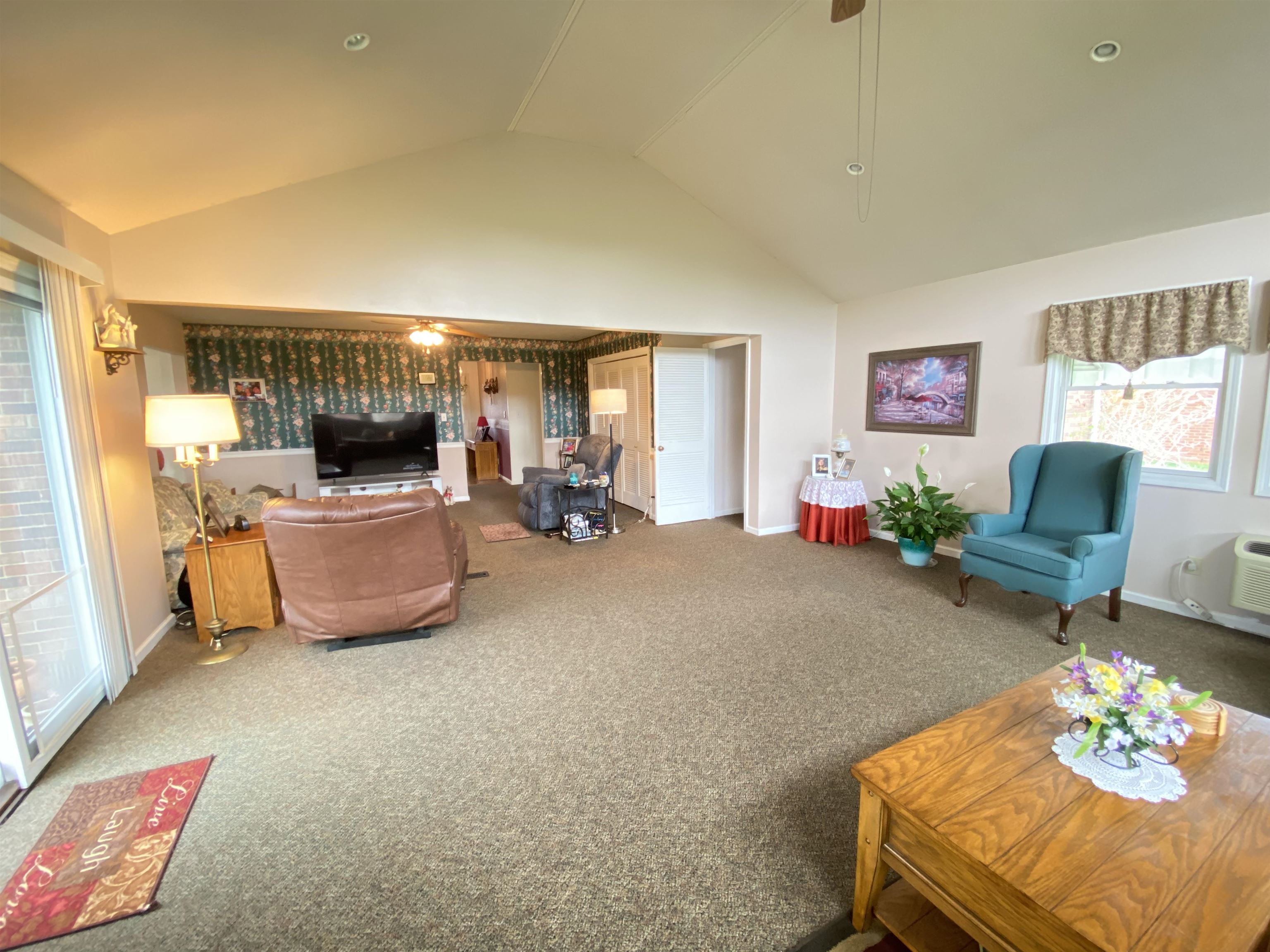 1027 Regis Street