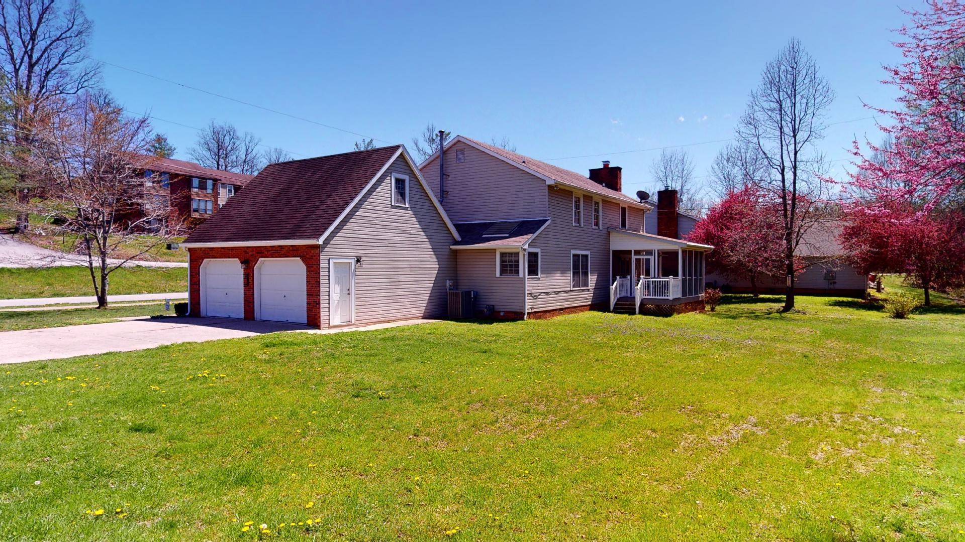 101 Bluebird Drive