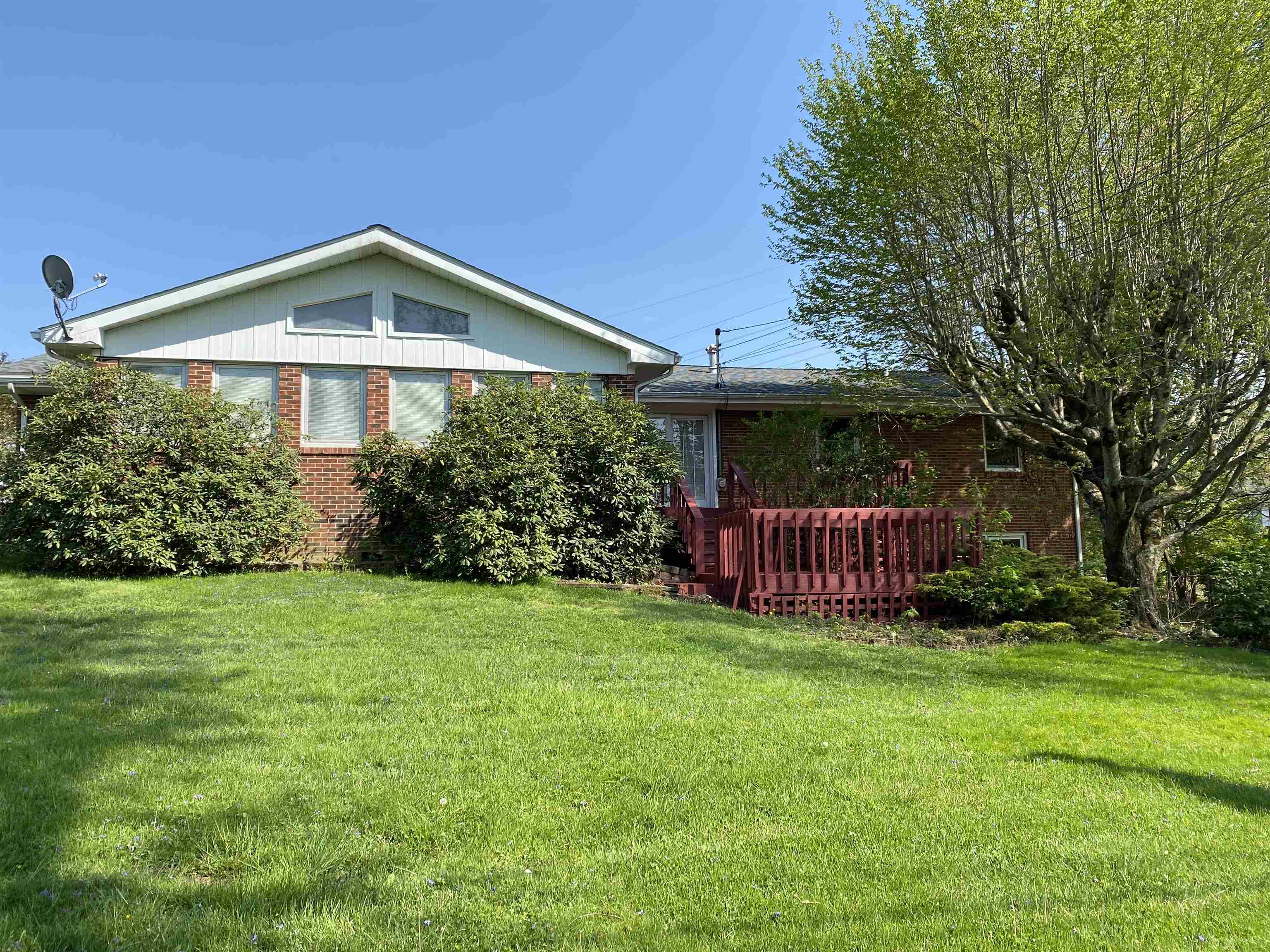 2082 Belhaven Drive