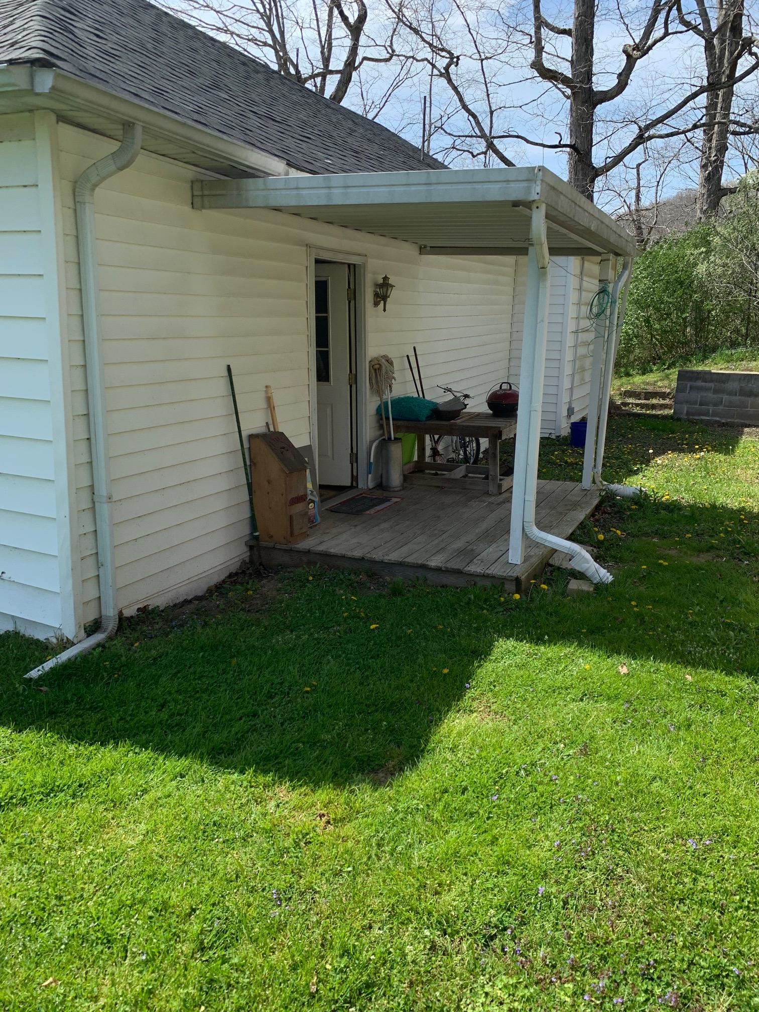 24 Reeves Branch Road