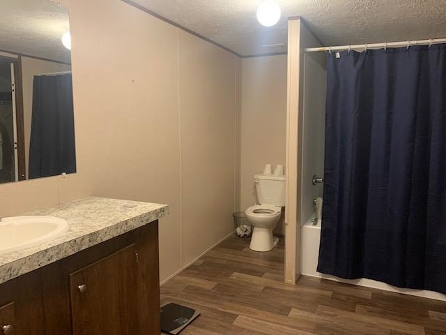 204 Lark Spur