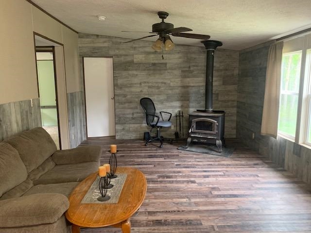 204 Lark Spur