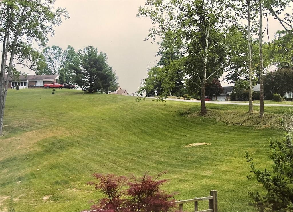 Briarwood Drive, Lots 6 & 7
