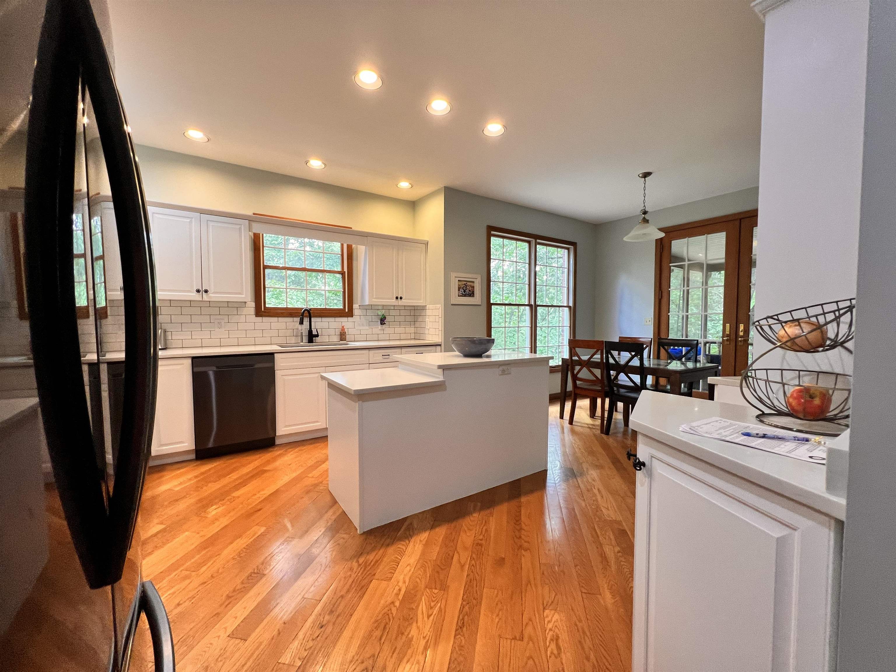 3010 Fawn Lane