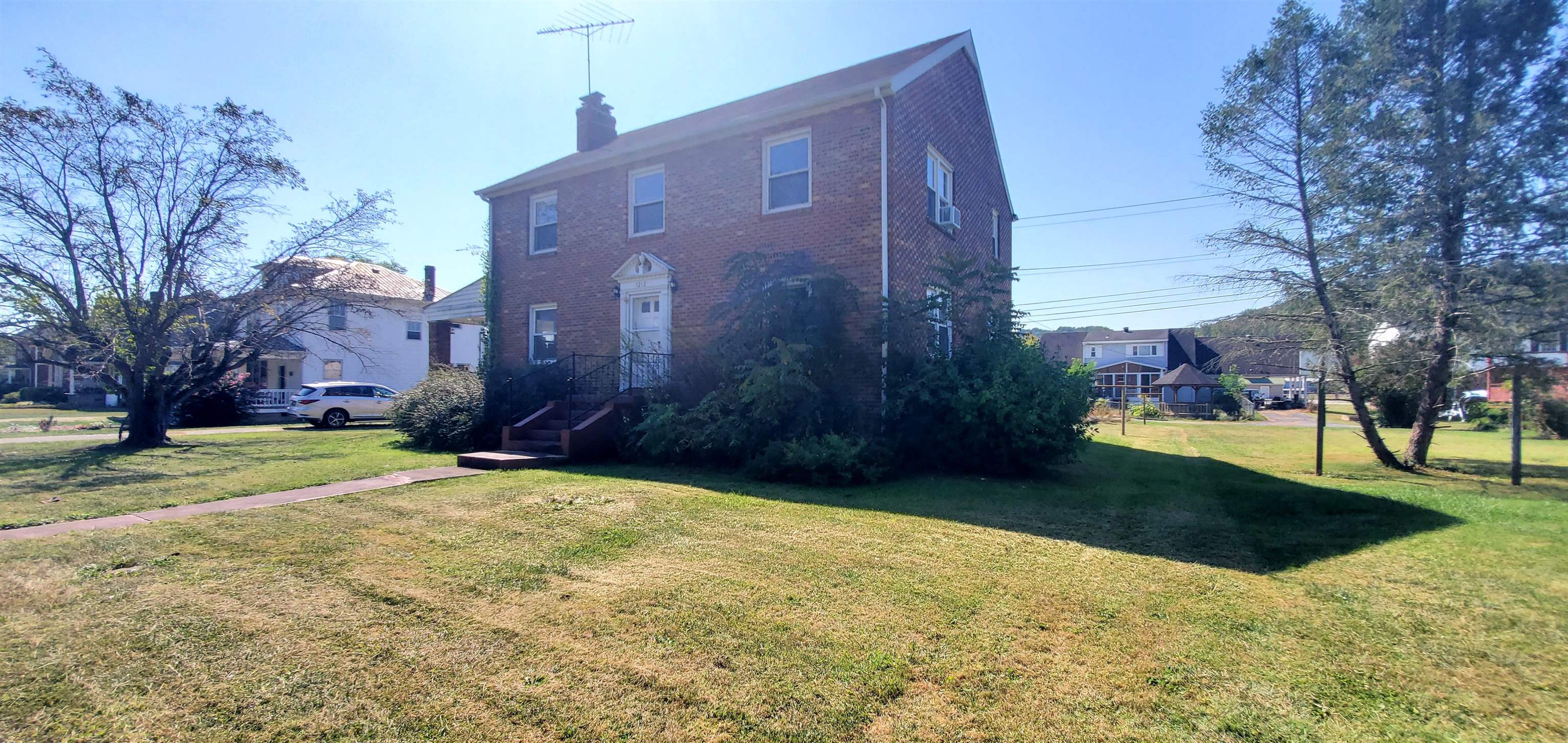 1212 Walnut Street
