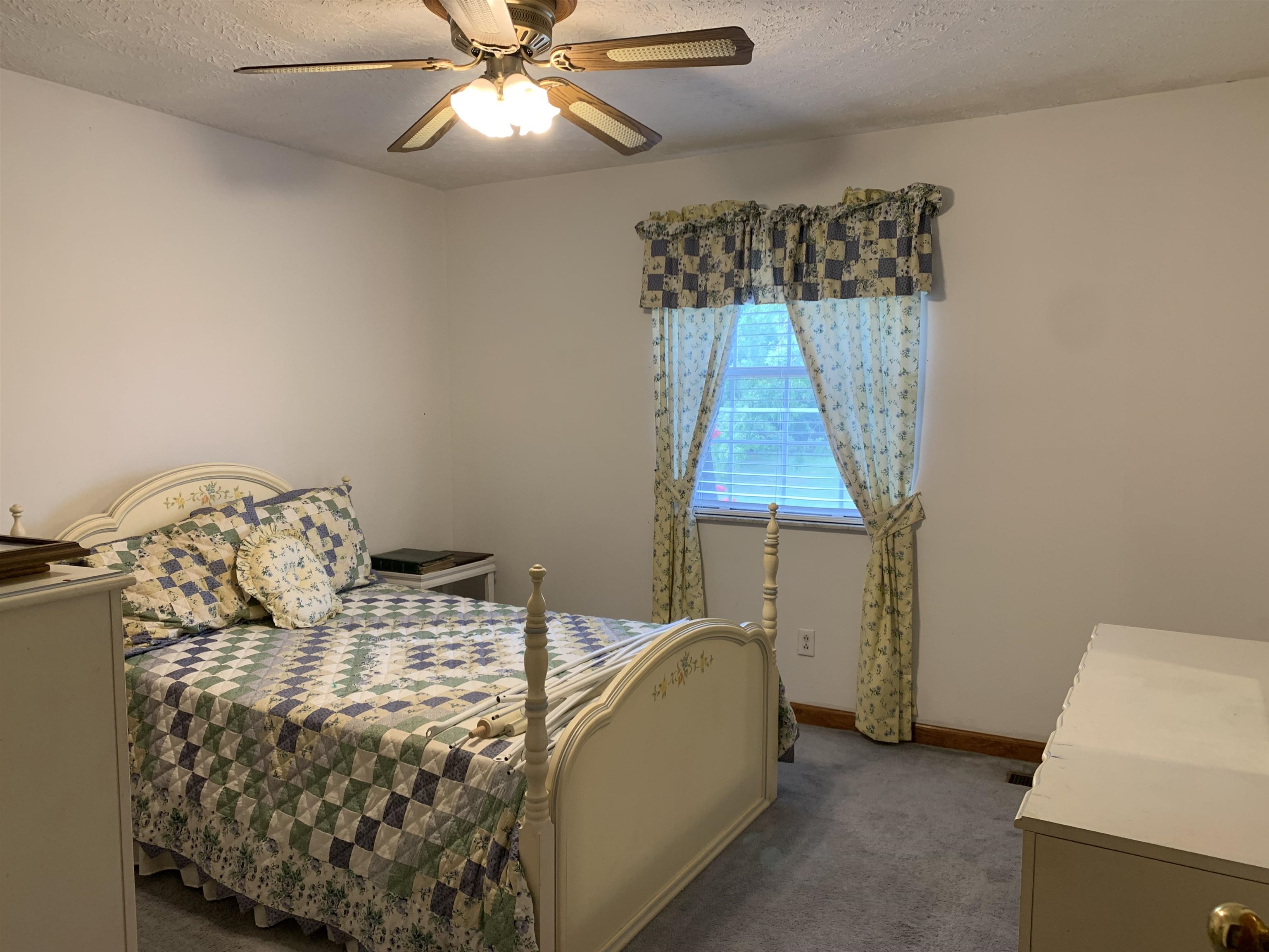 1042 Brentwood Drive