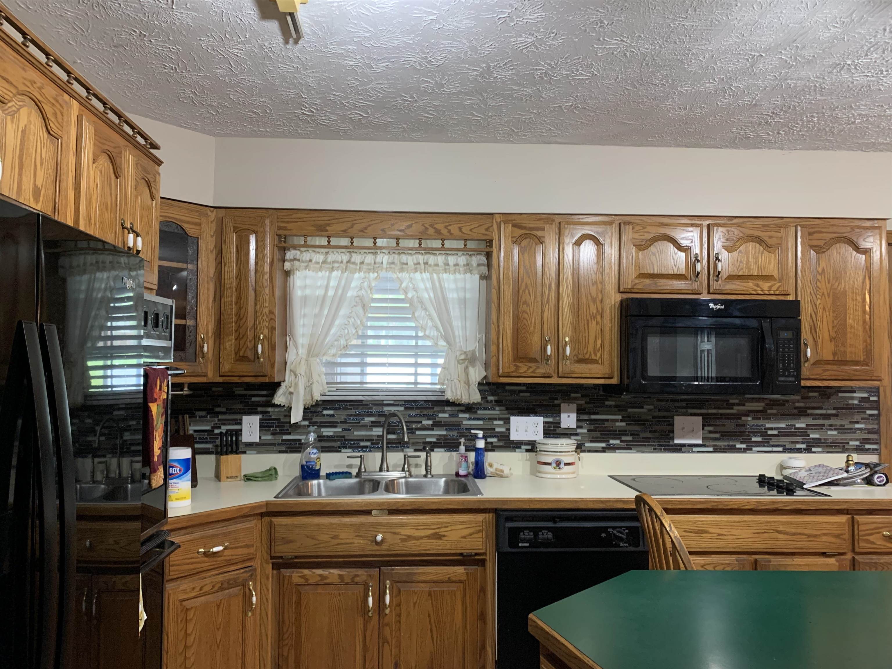 1042 Brentwood Drive