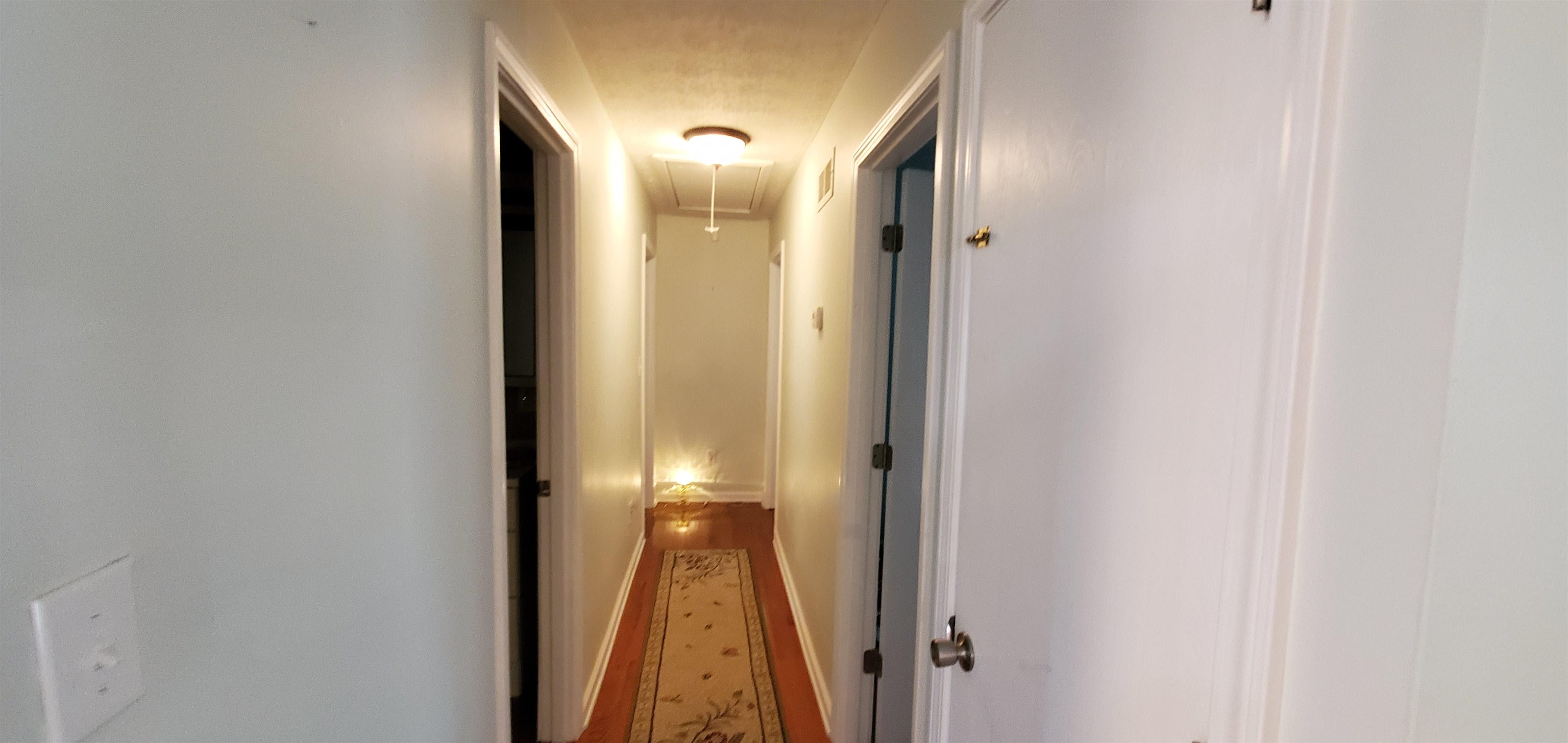 1005 Carolyn Street