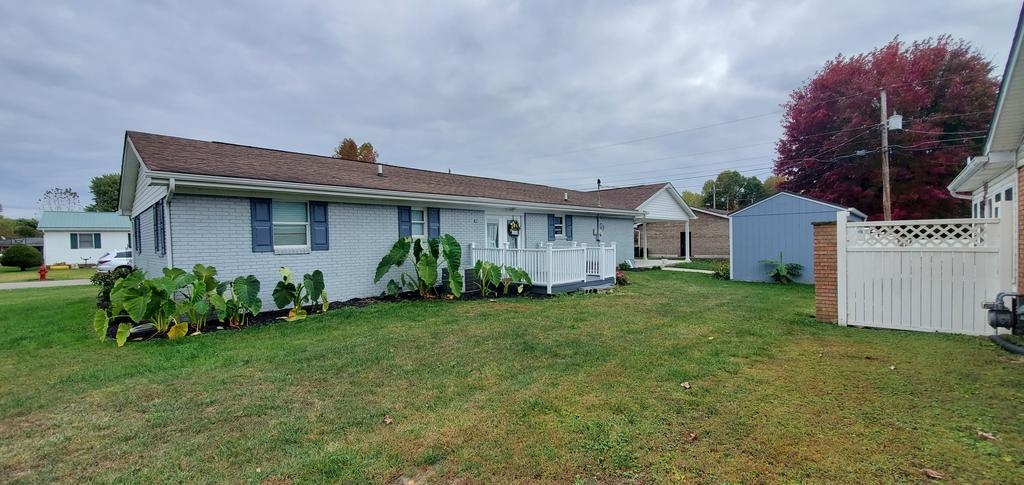 1005 Carolyn Street