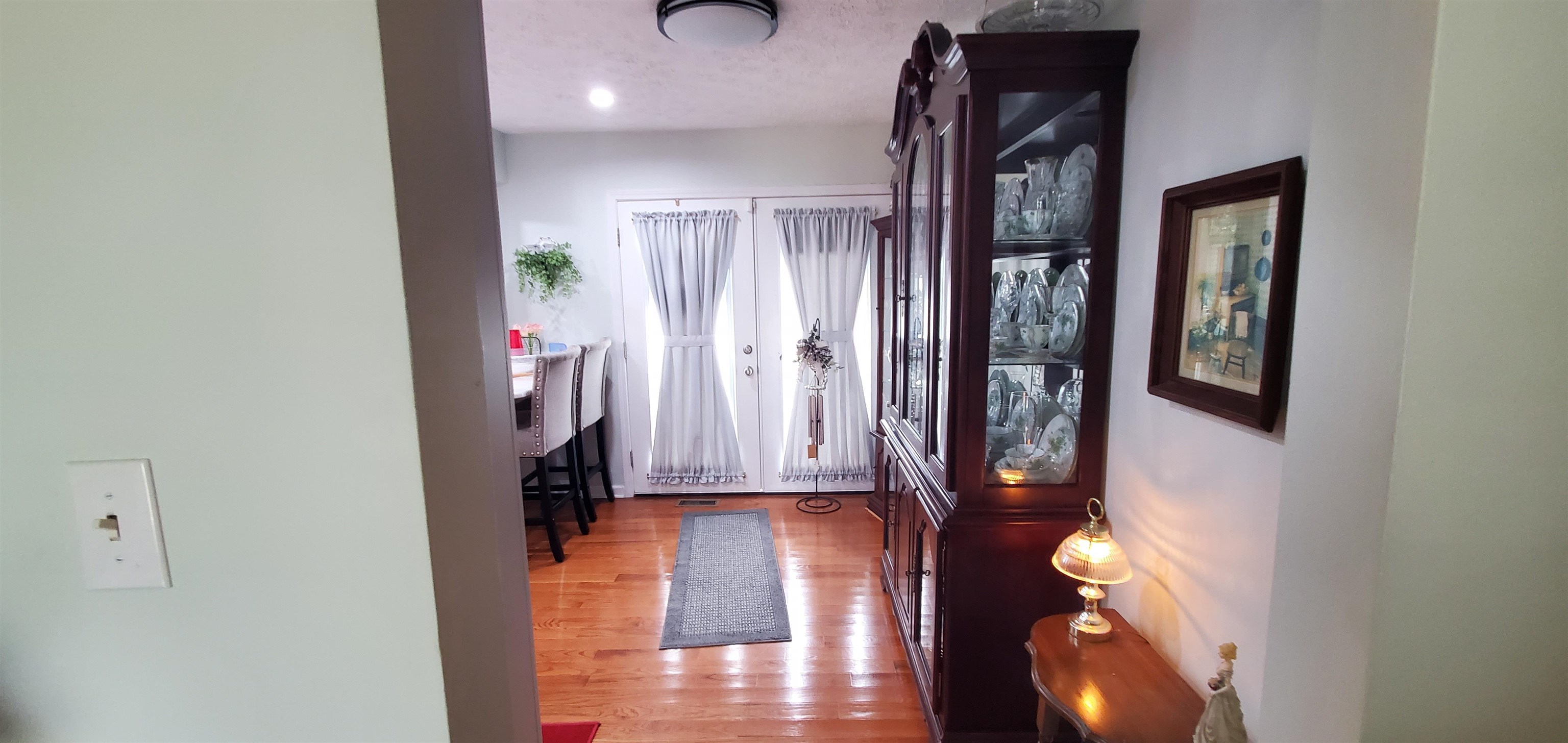 1005 Carolyn Street