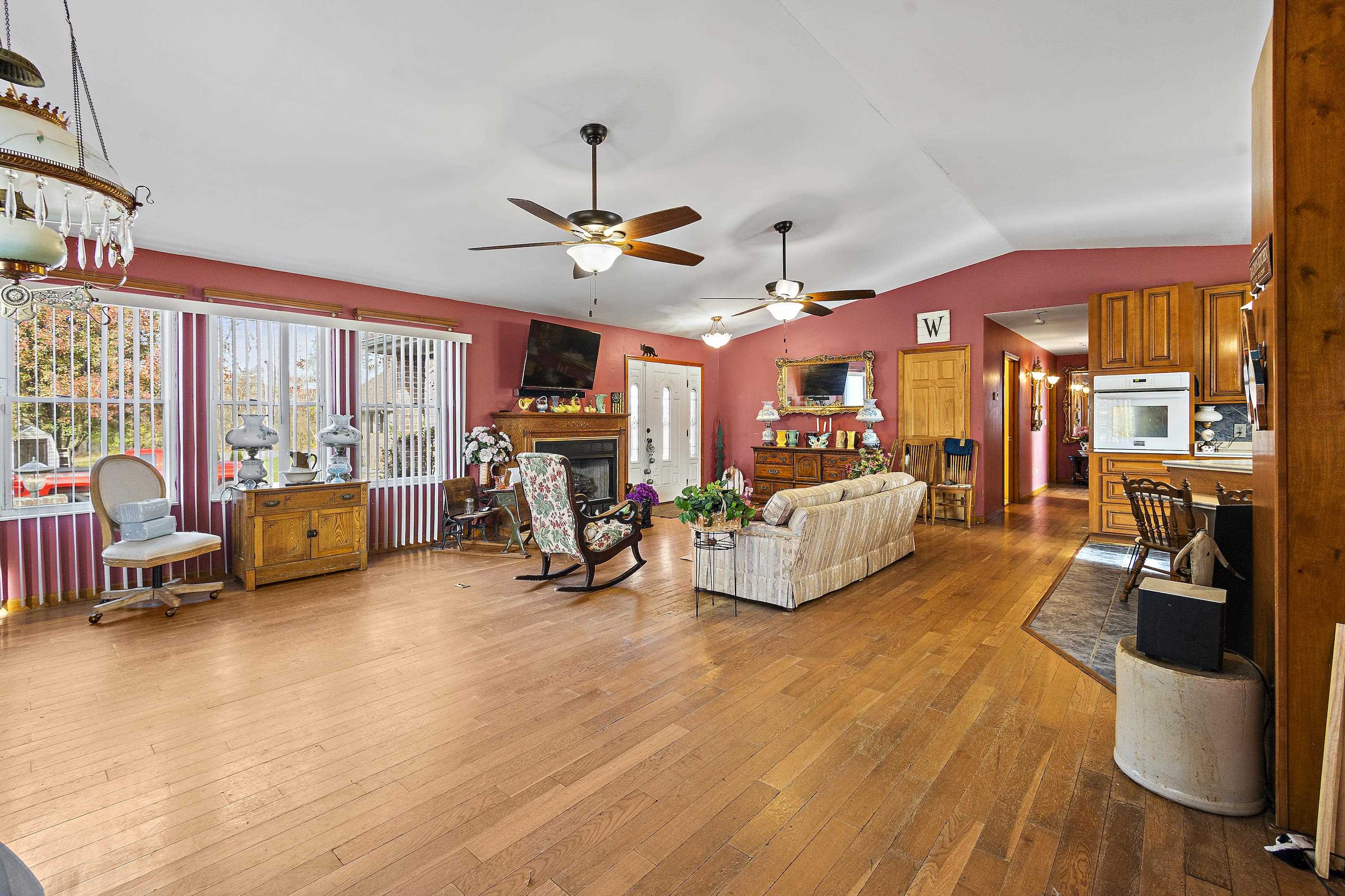 818 Bernita Drive