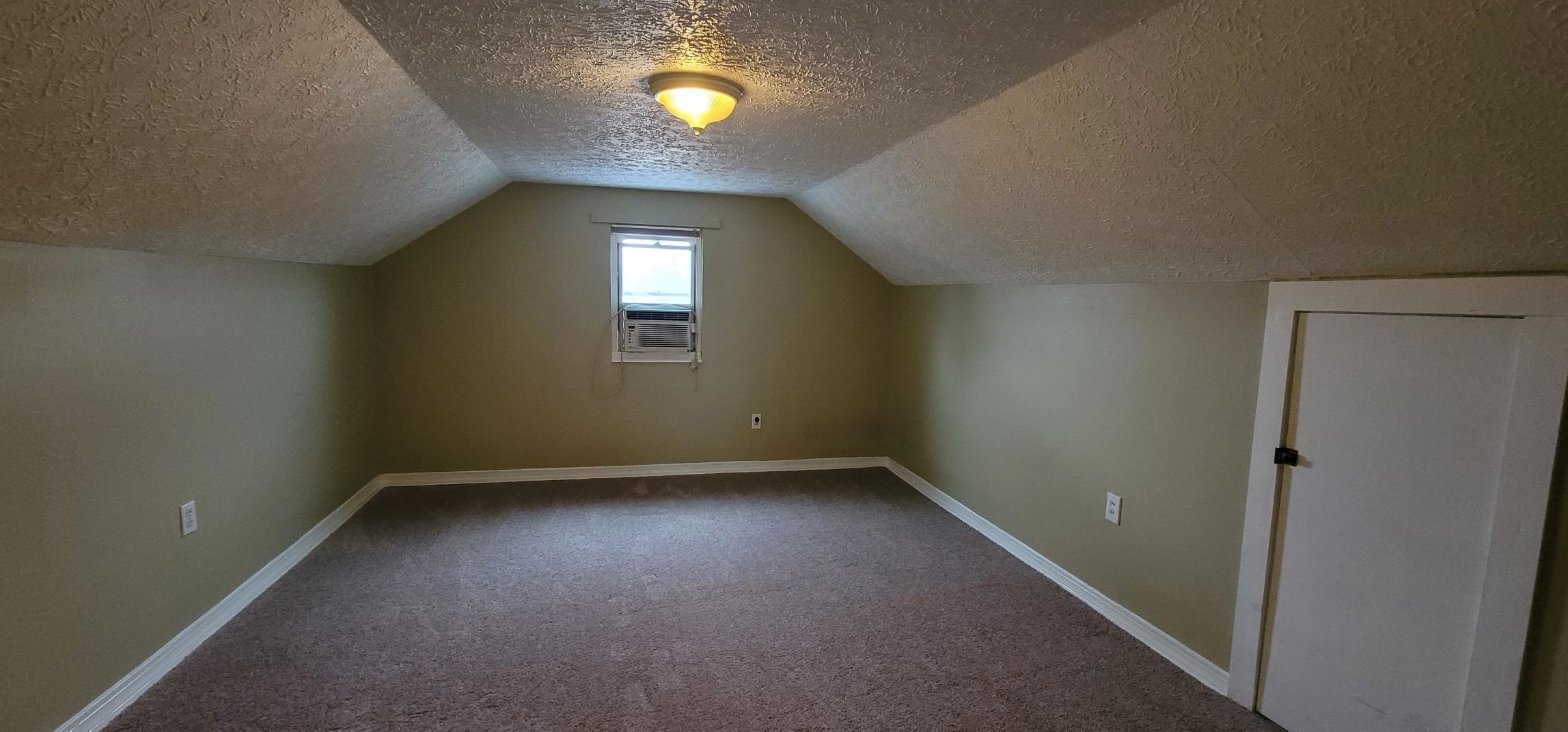 2014 Caroline Rd