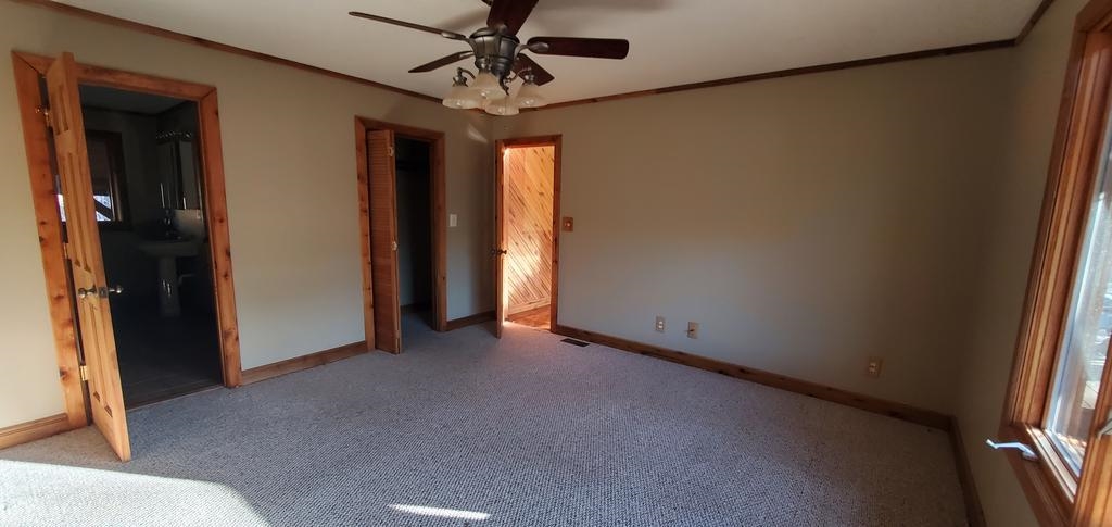 10115 Tom Jones Drive