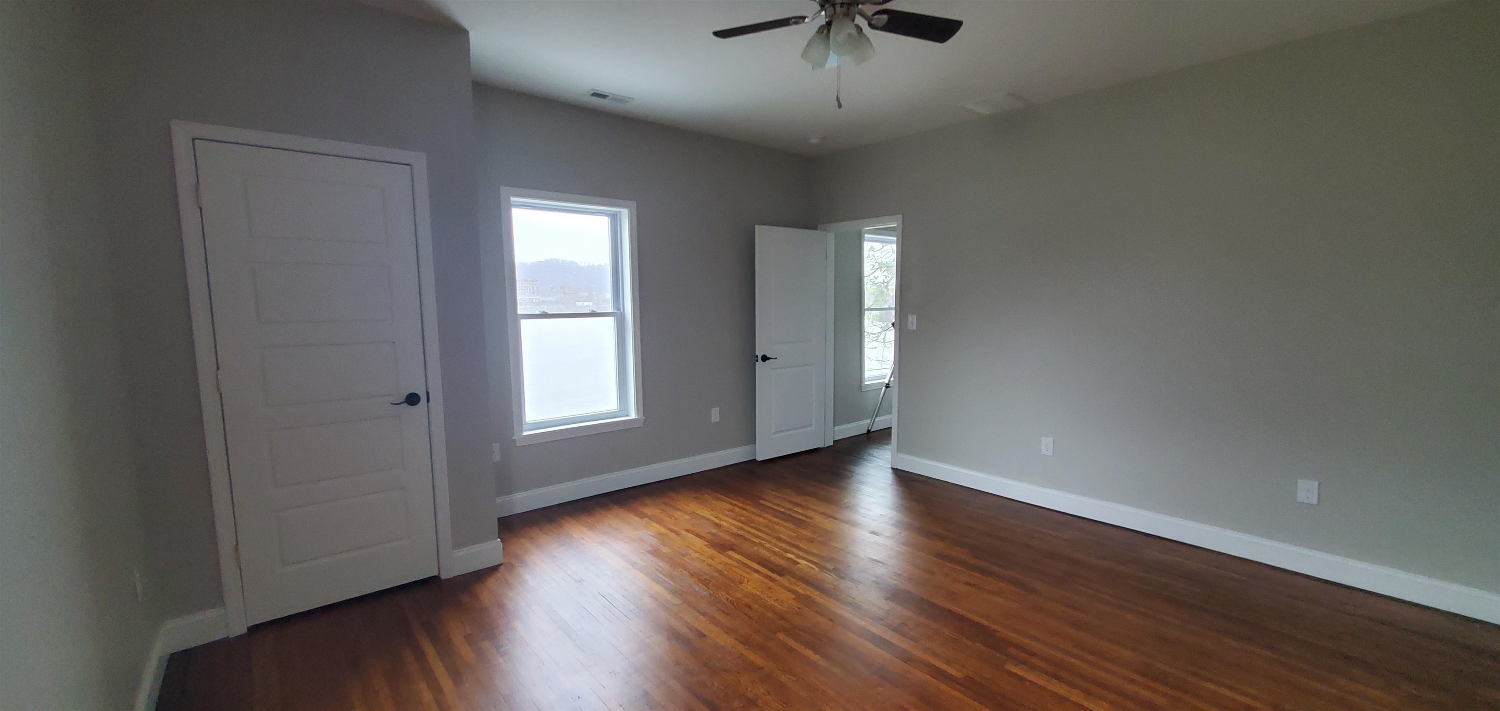 521 Riverside Drive