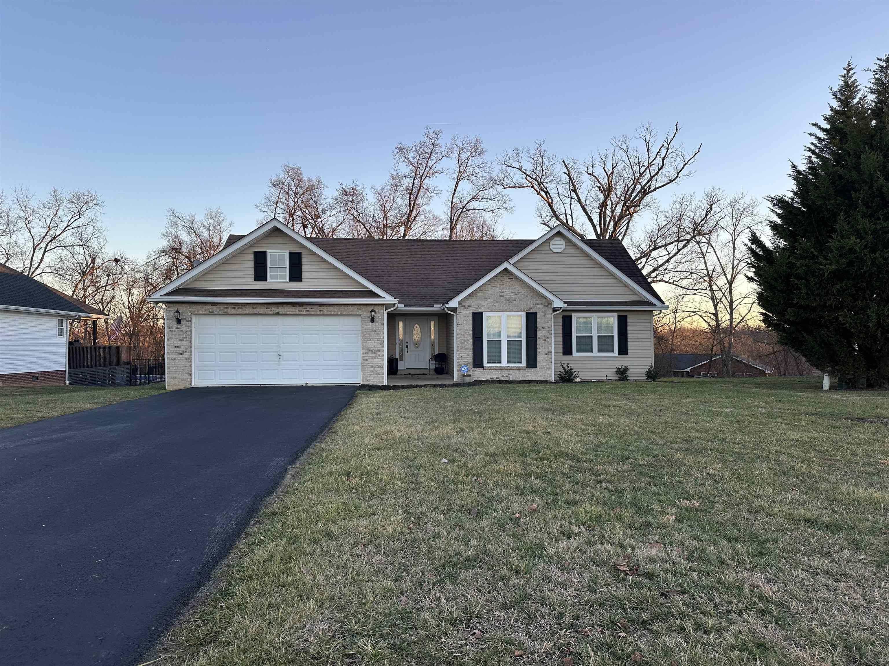 4932 Taylor Lane