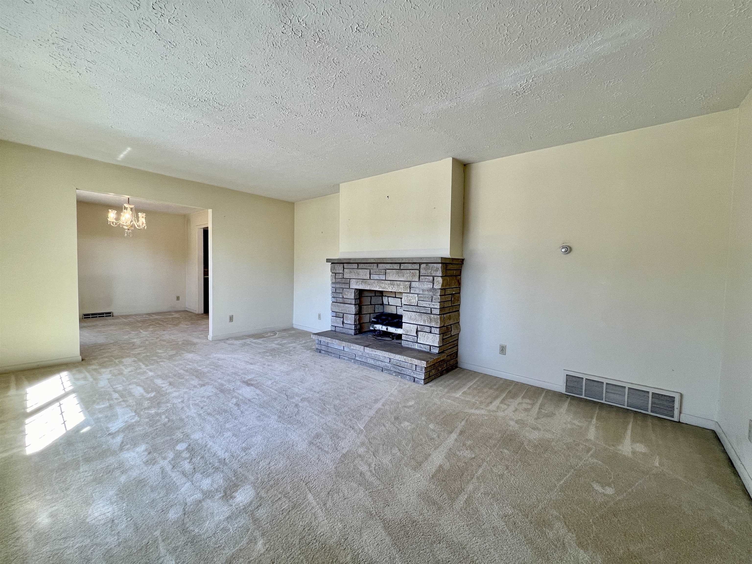 4801 Crittenden Drive