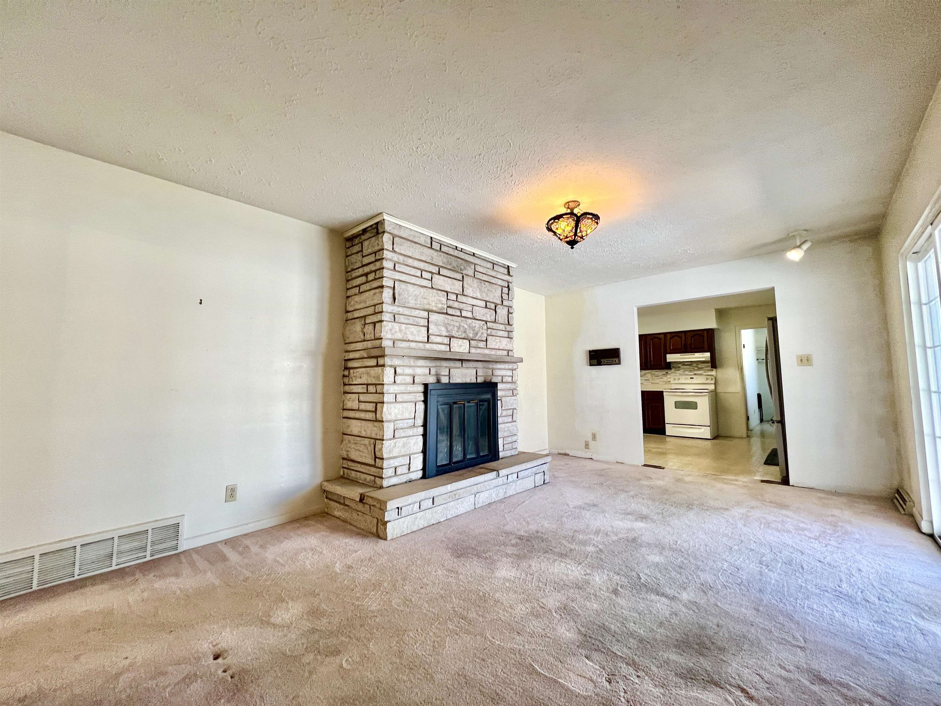 4801 Crittenden Drive