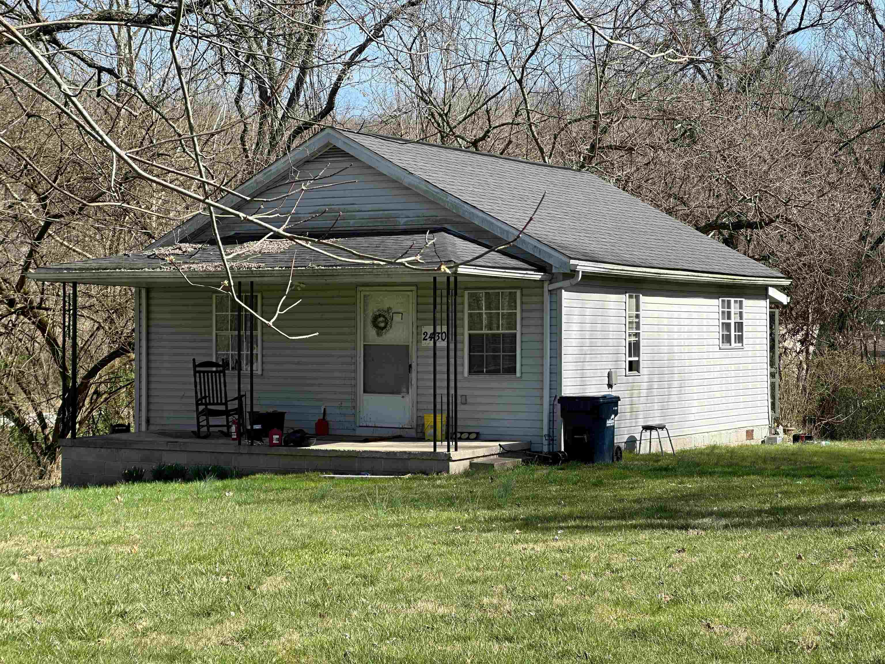 Forest Ave & Woodland Court