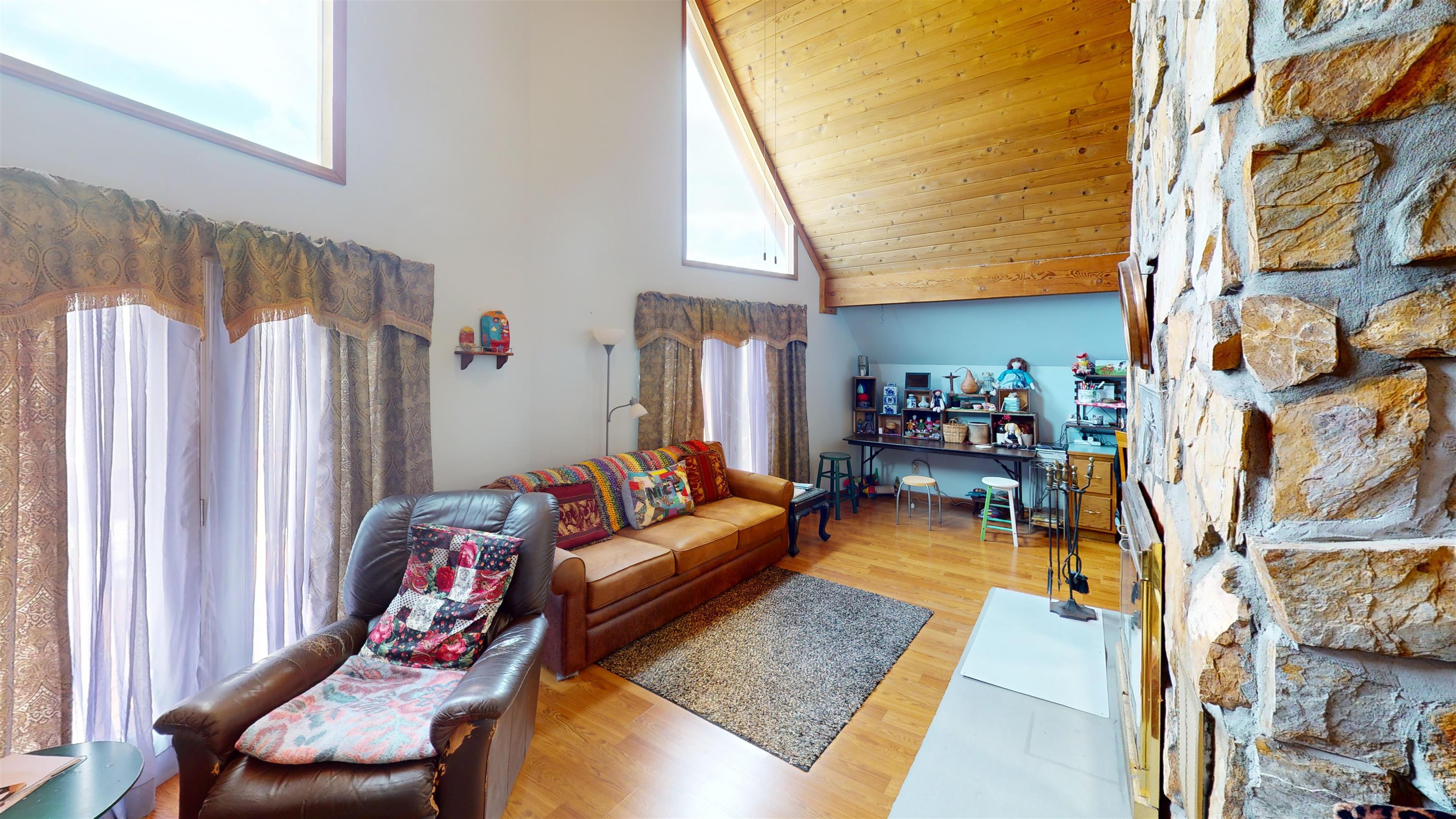 1186 DRY RIDGE ROAD