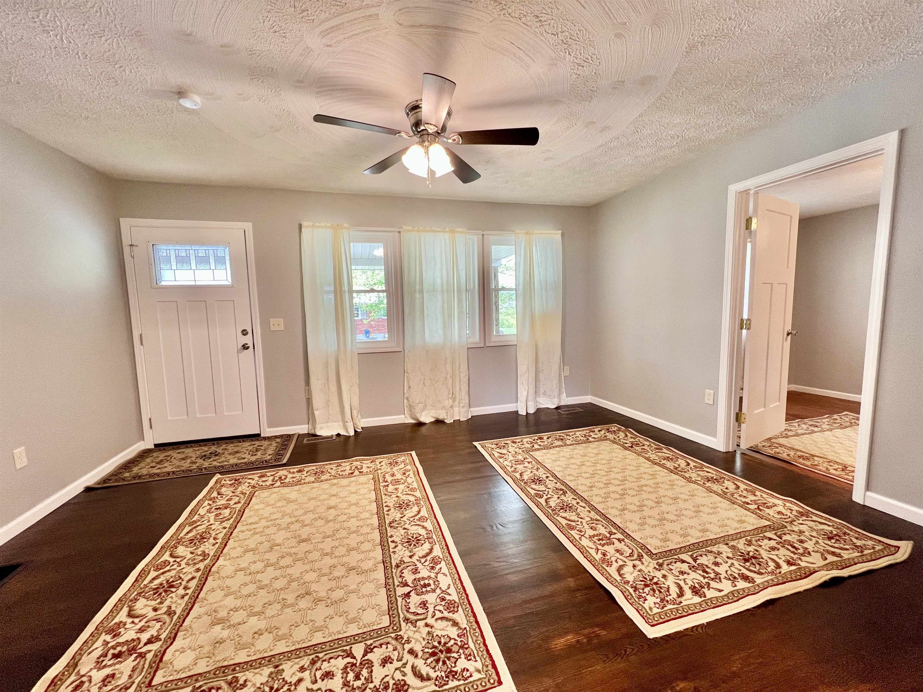1509 Valley Drive