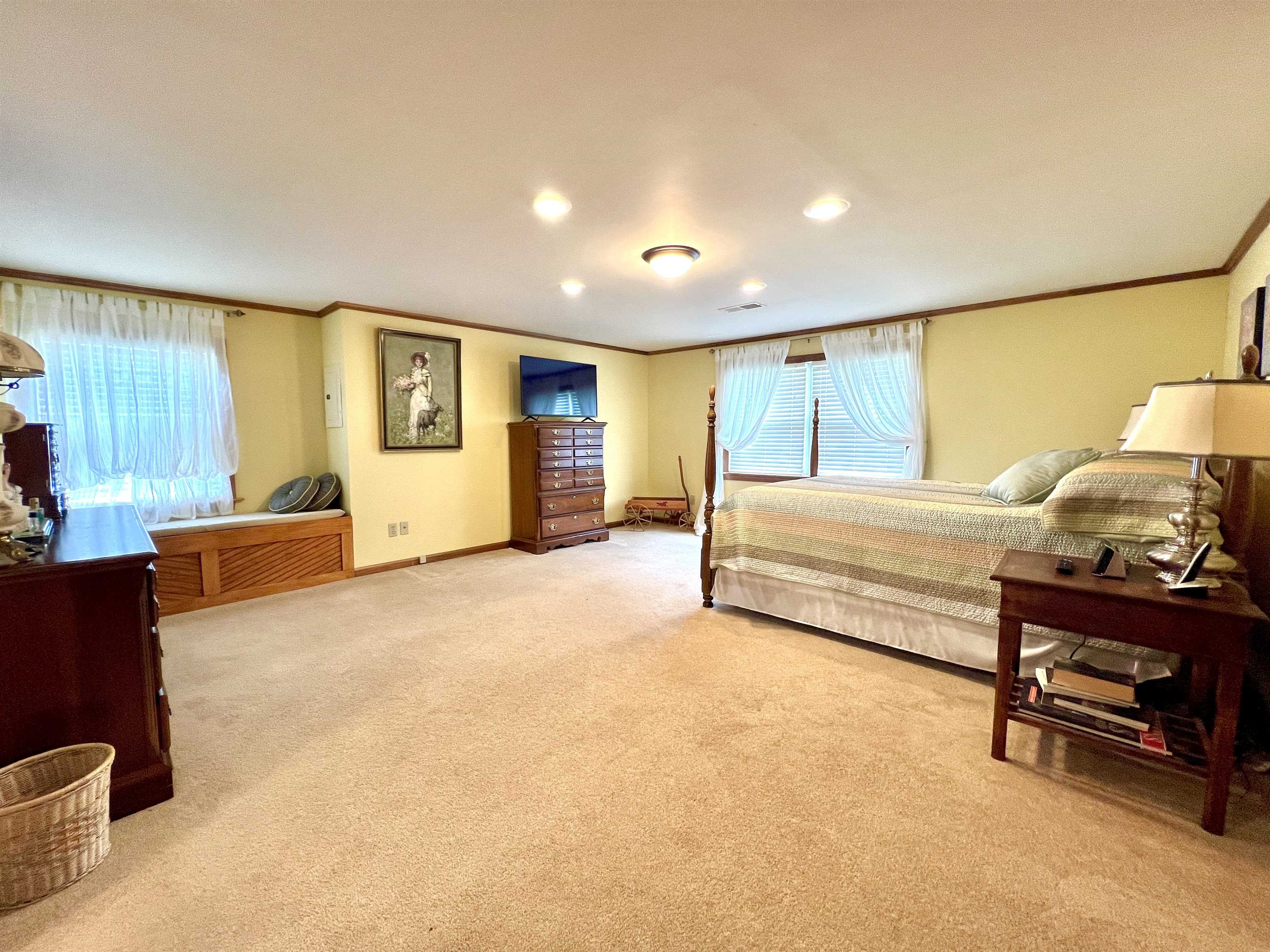3976 Boy Scout Road
