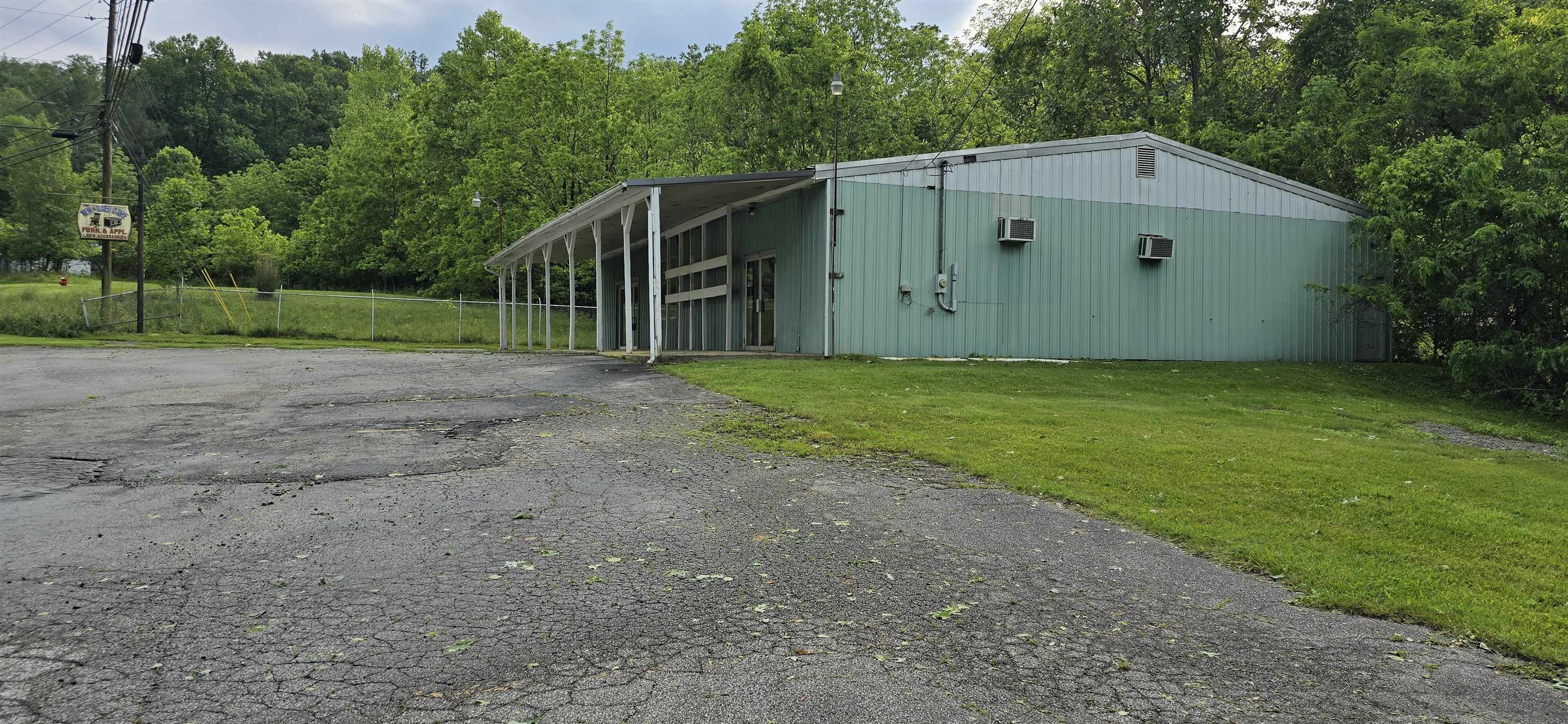 709 Argillite Road