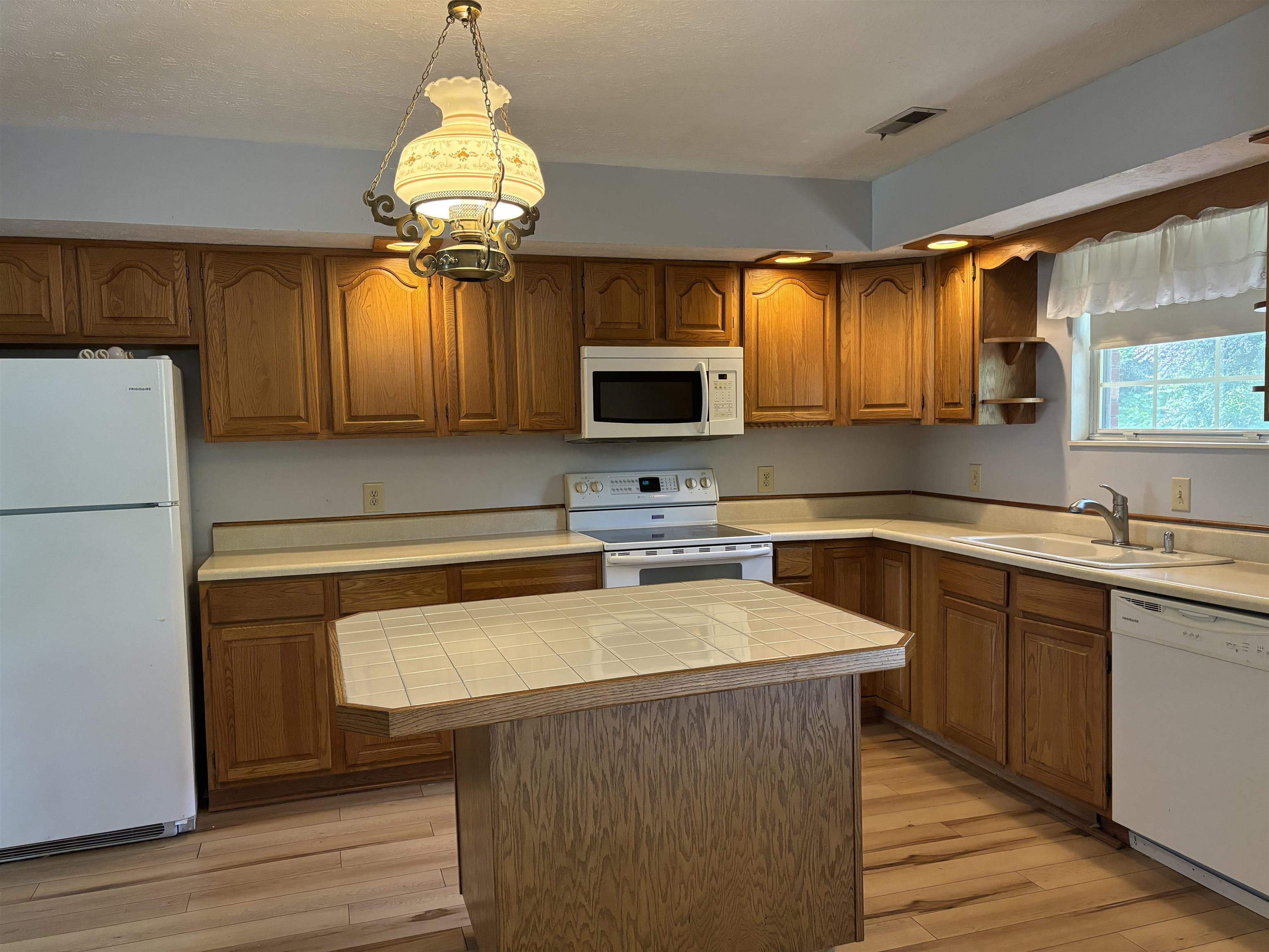 3426 Robin Lynn Drive