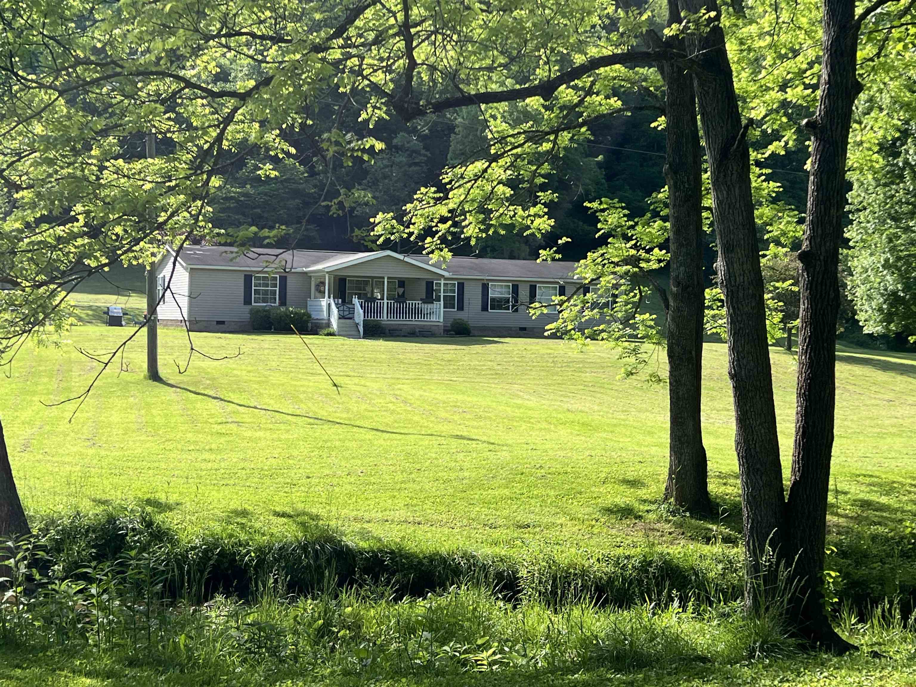 580 Lick Creek Road